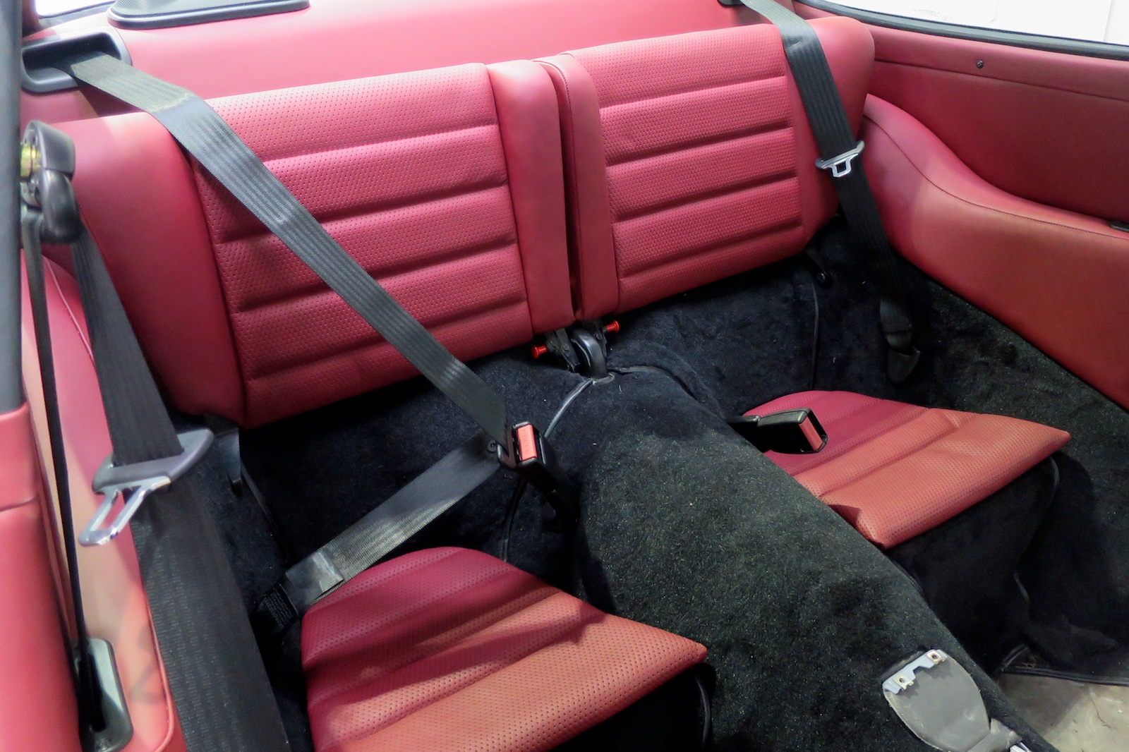 Porsche 964 Backdate rear seats