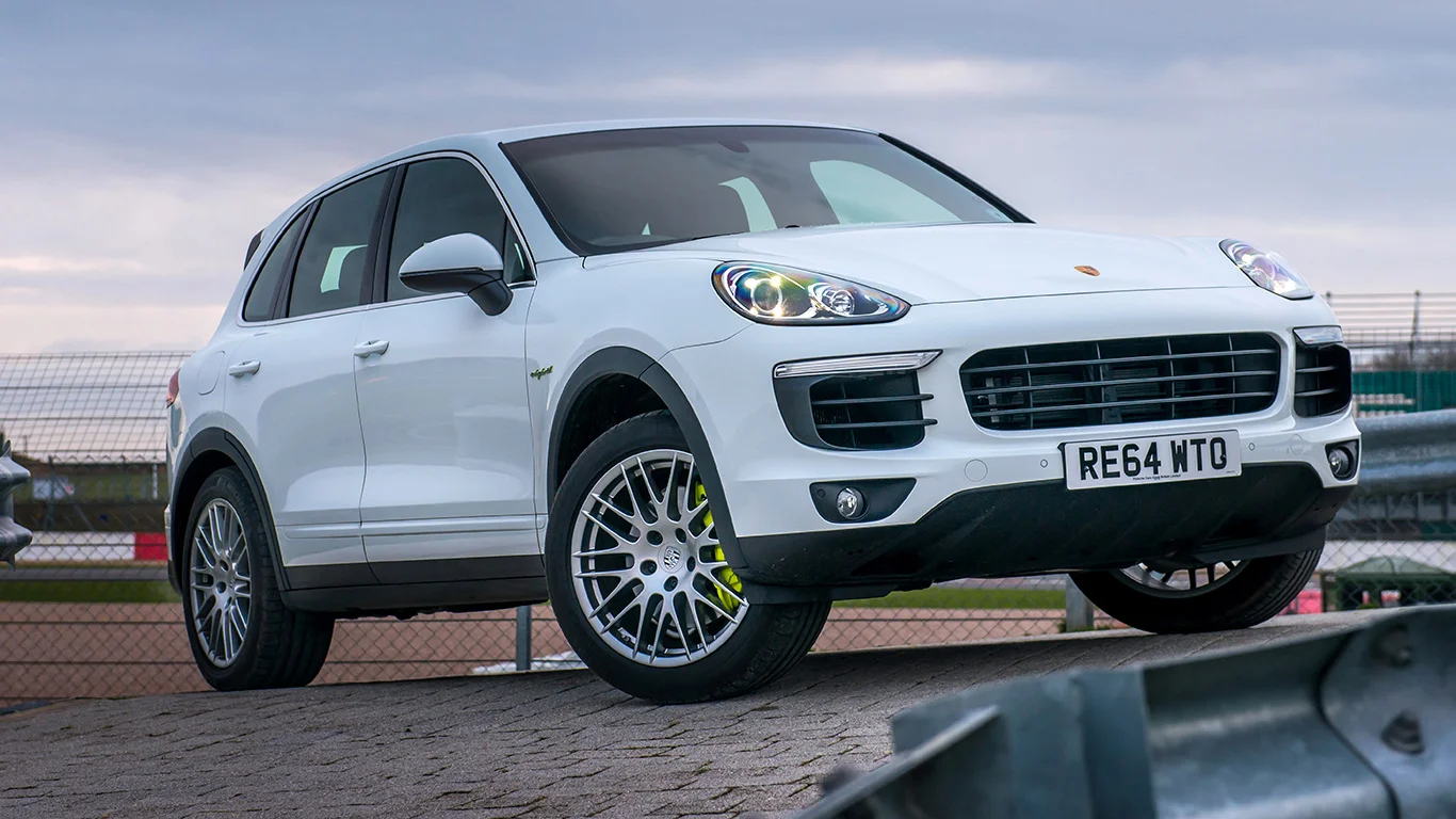 Porsche Cayenne Hybrid 958.jpg