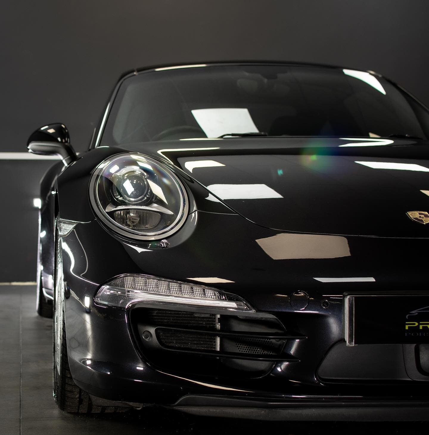 Basalt black Porsche 991 4S now fully coated with @gtechniq Evo V4 ceramic