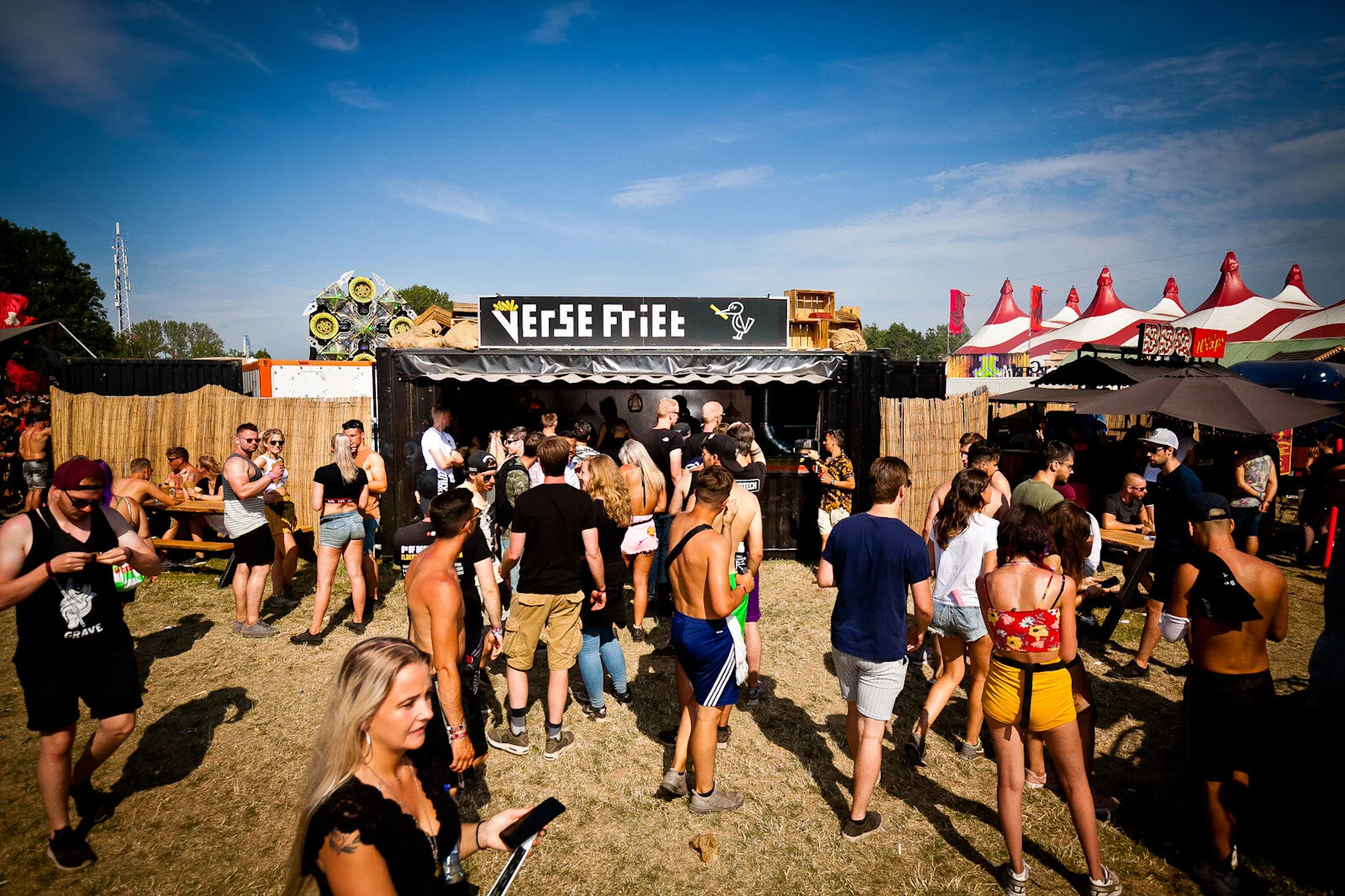 Friethoes_Defqon1-30.jpg