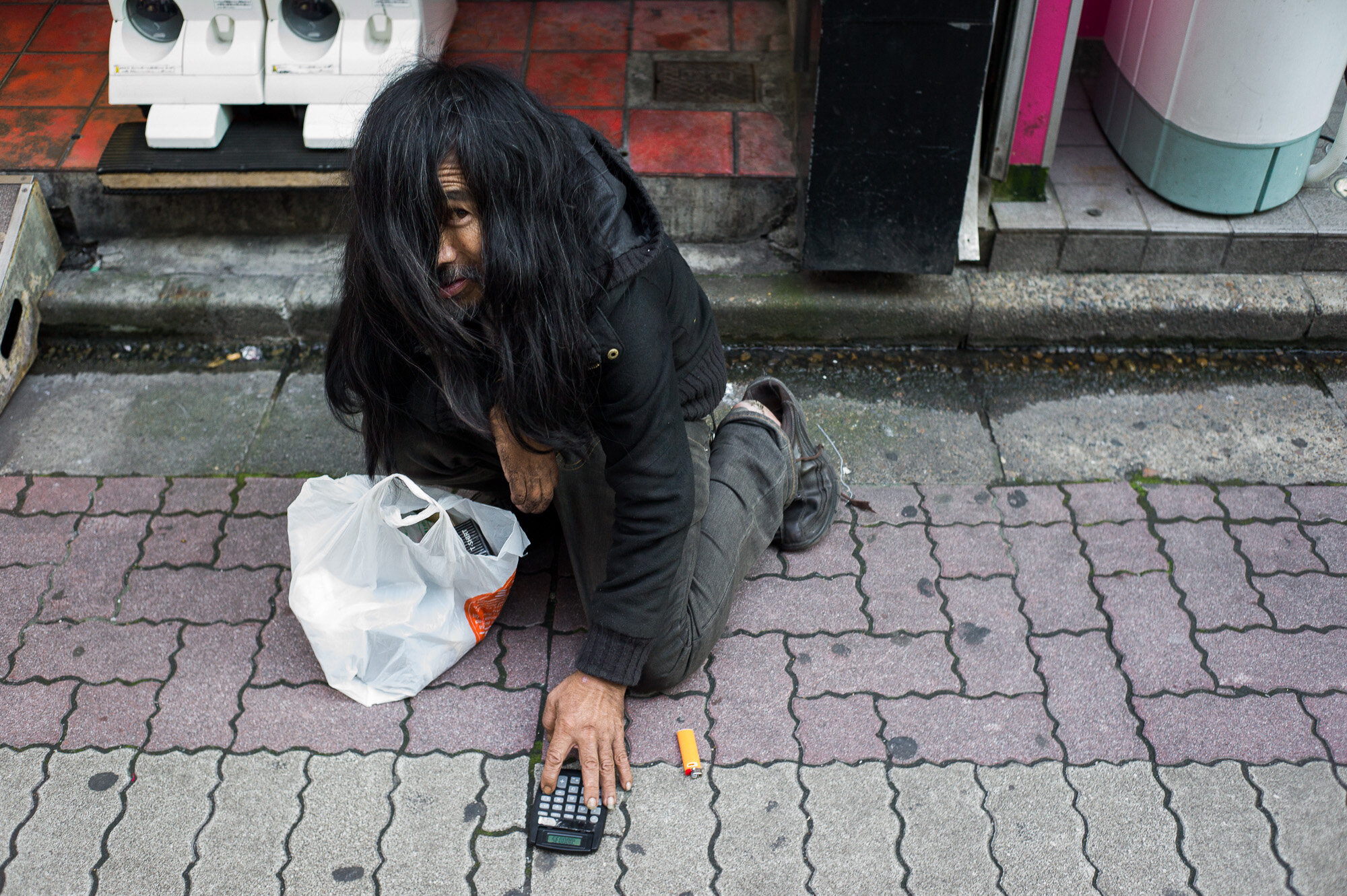 shinjuku-calculator-homeless-2021edit-2000.jpg