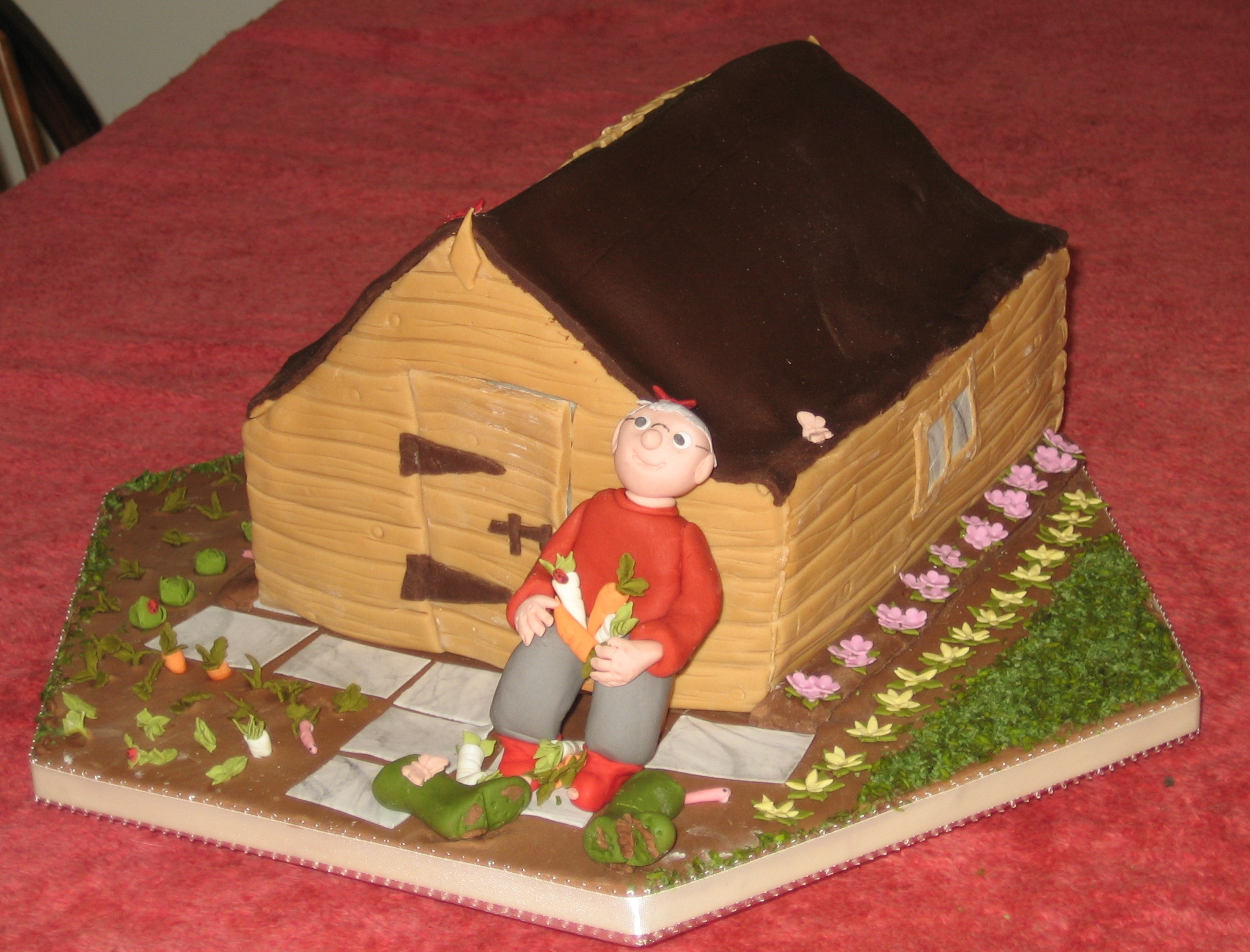 gardener & his shed, chocolate sponge.jpg
