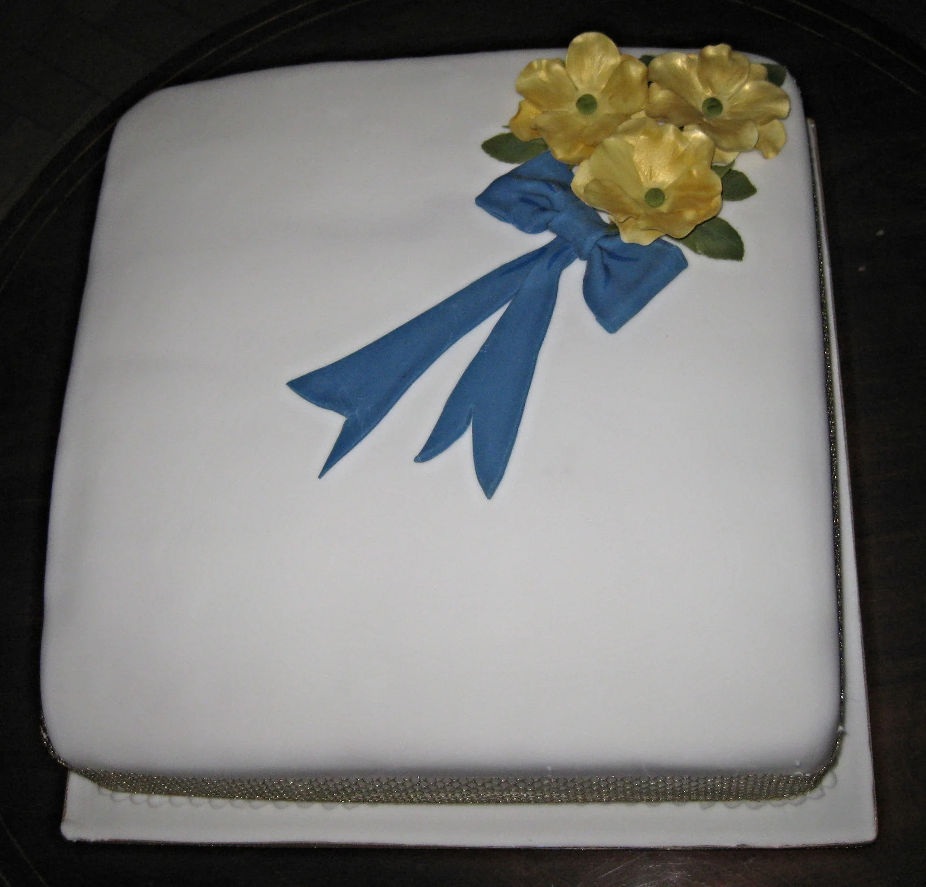 golden roses, sponge.jpg