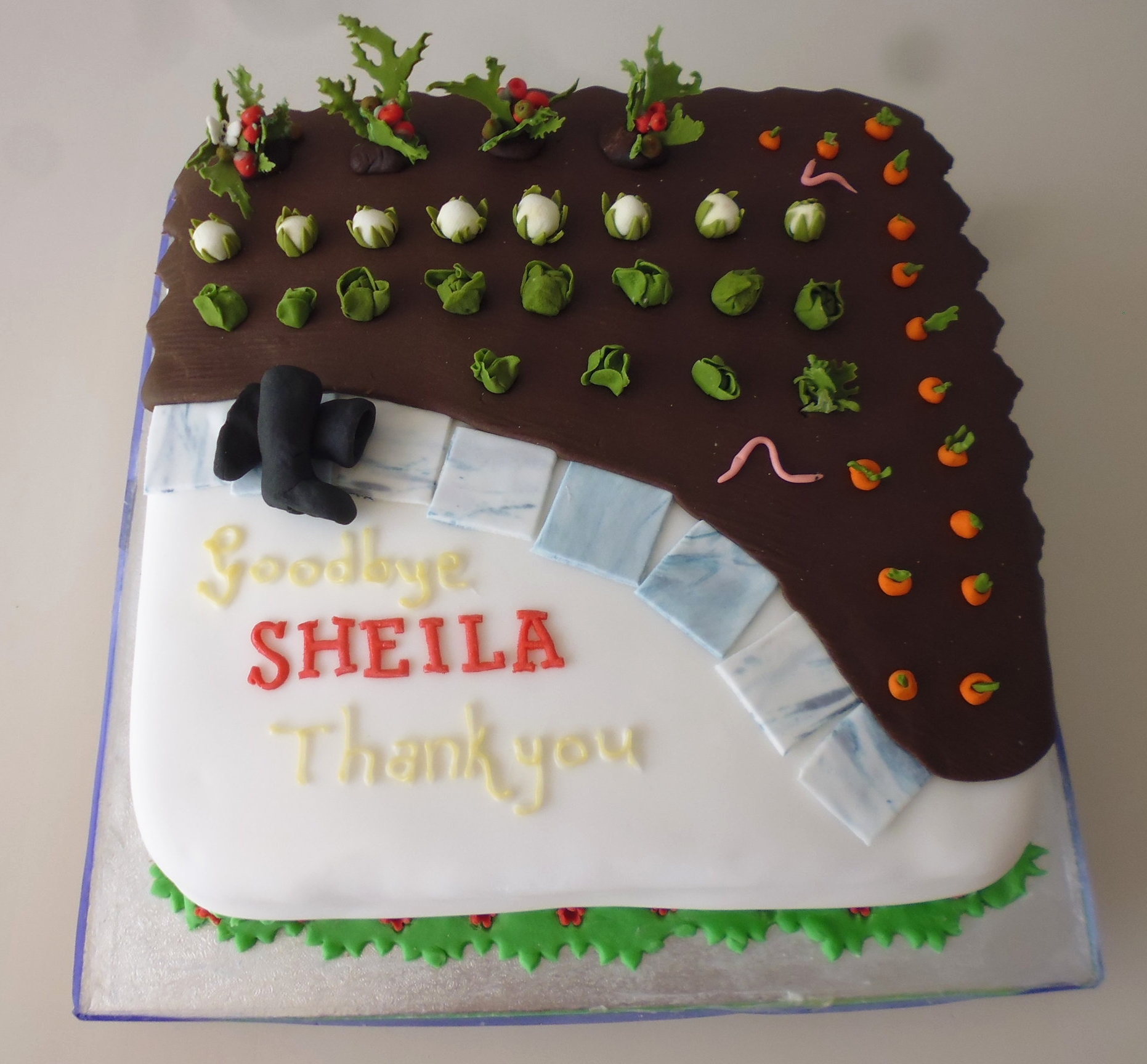 Gardening cake%2c Retirement.JPG