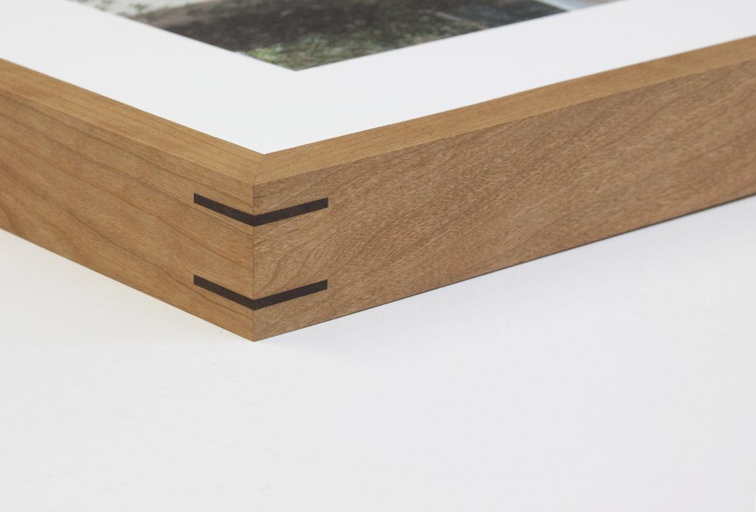 Oiled CHERRY with WALNUT splines