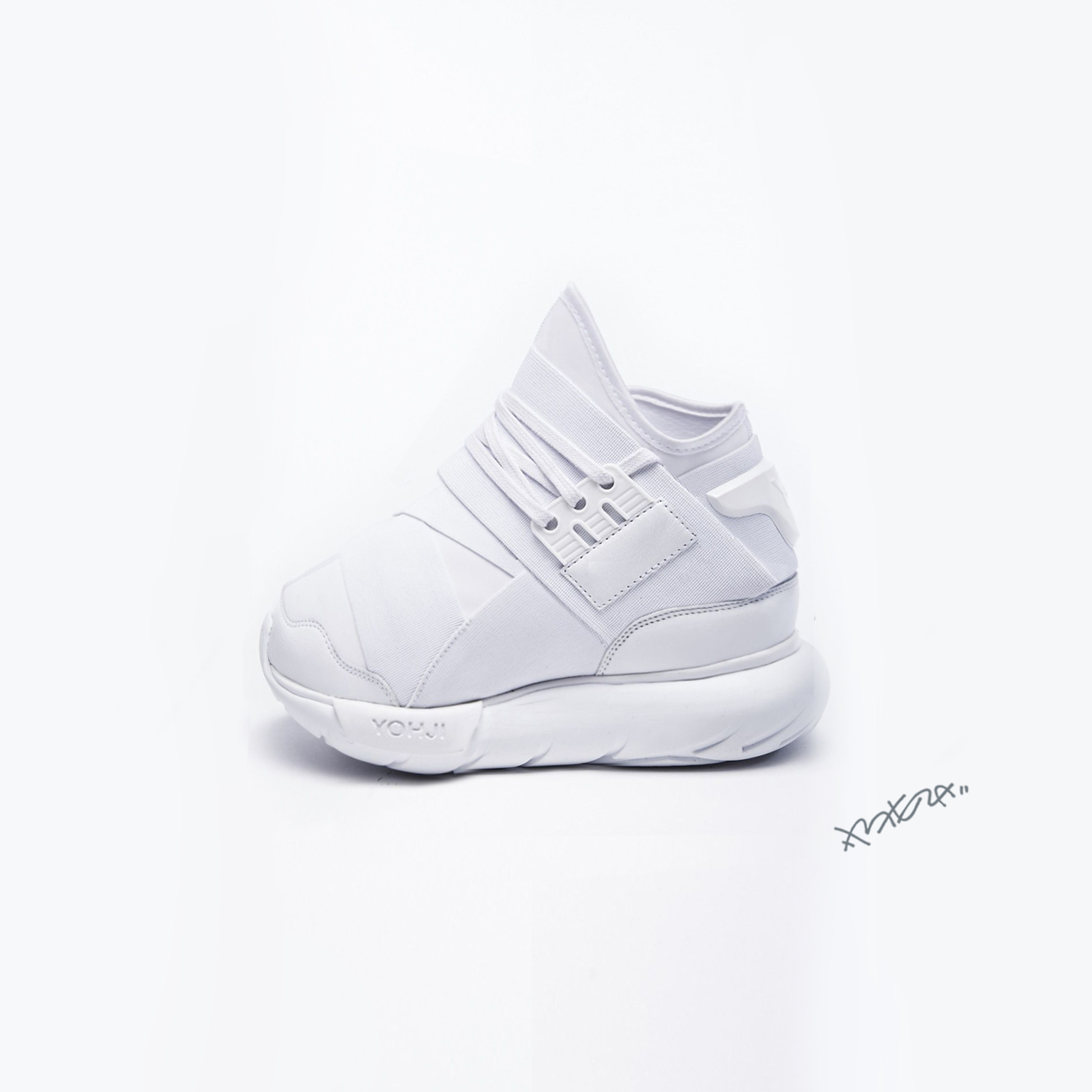 Y-3 Qasa
