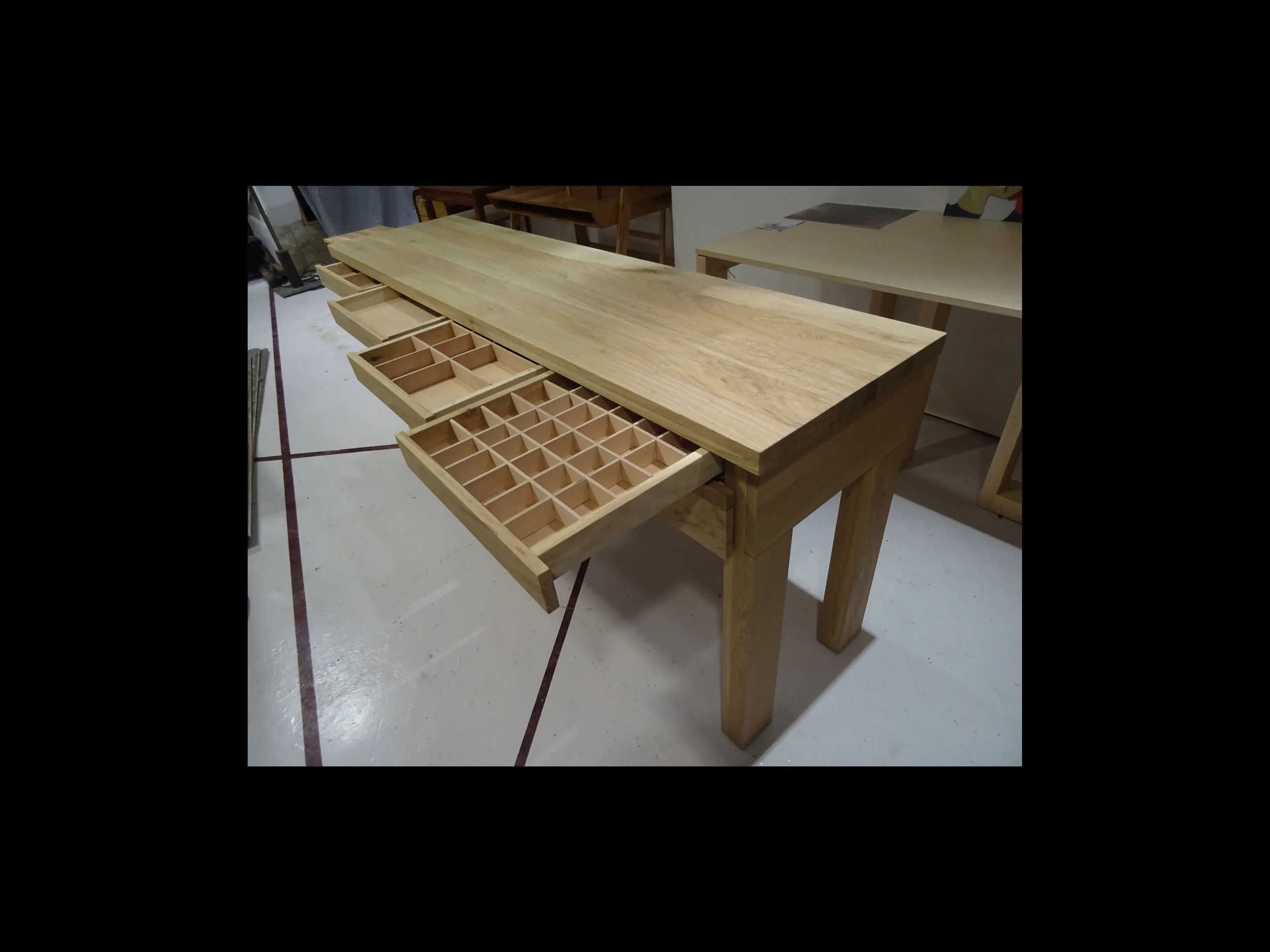 Eiken Dressoir