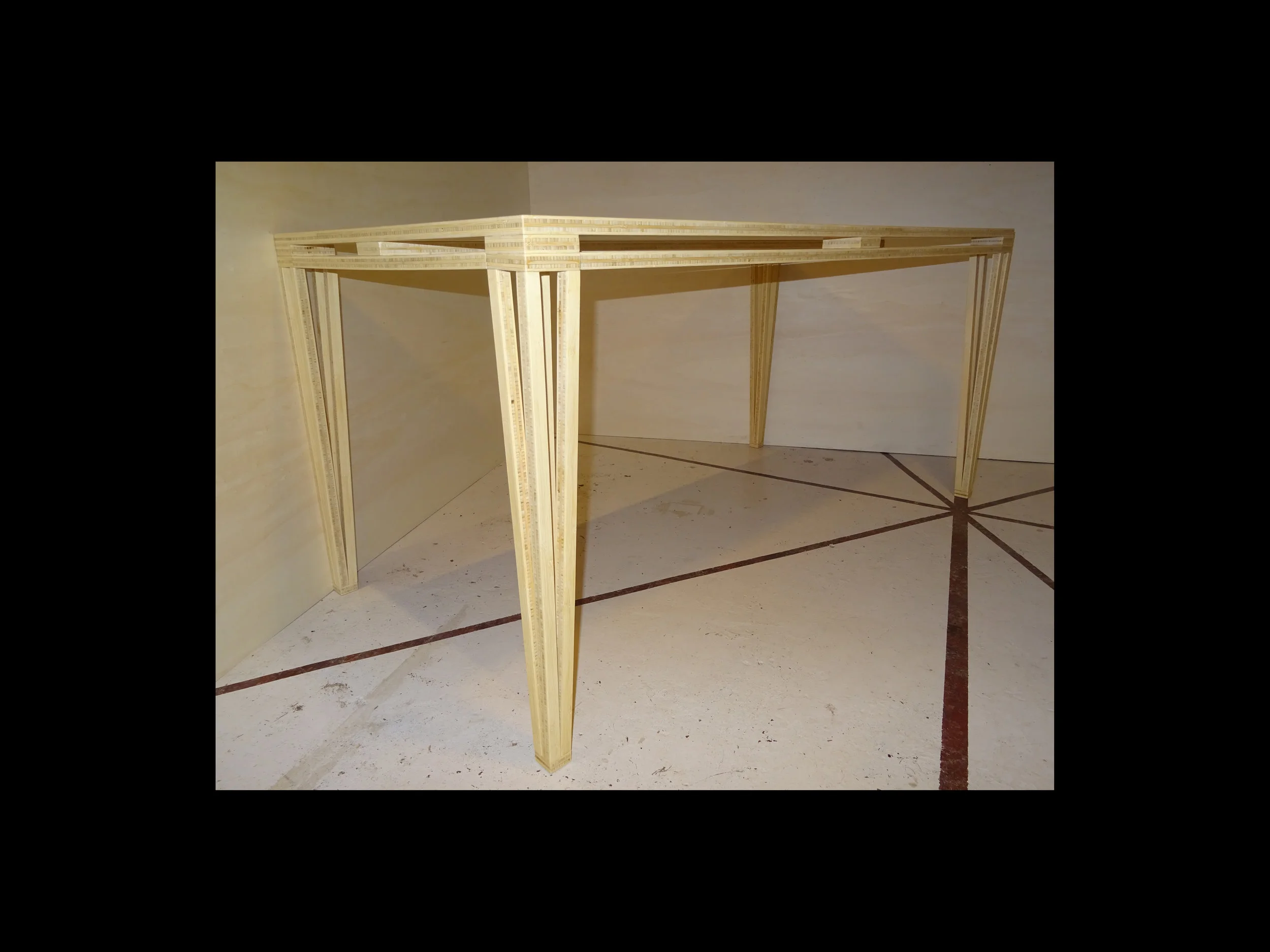 Bamboe Tafel