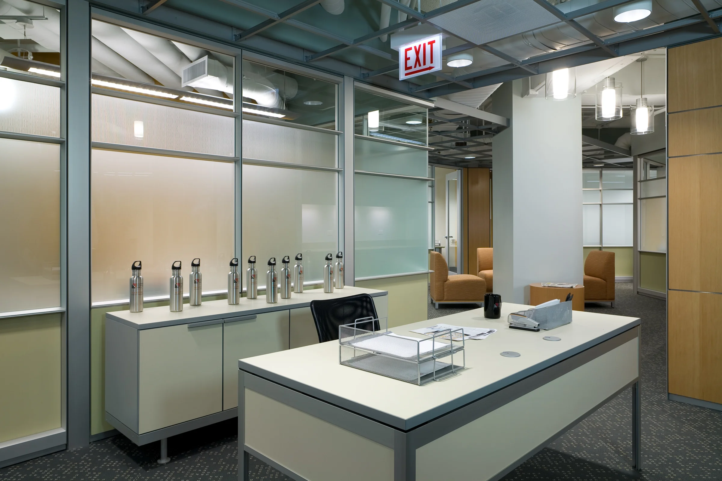 The International Soft Landing Center of Chicago | Chicago, Illinois Illinois Institute of Technology owns a sprawling technology park that provides a “soft landing” for scientific researchers and business start-ups. We converted an unleased lower level of one building into shared, leasable office space. The buildout features seven fully-leased offices with demountable partitions plus inviting, attractive open space. 