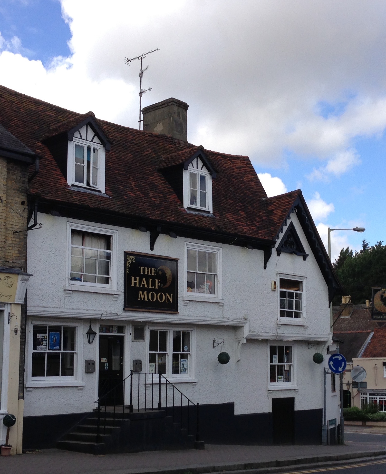 The Half Moon Pub - Bishops Stortford, Essex, England