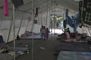 flood+appeal+tent+pic.jpg