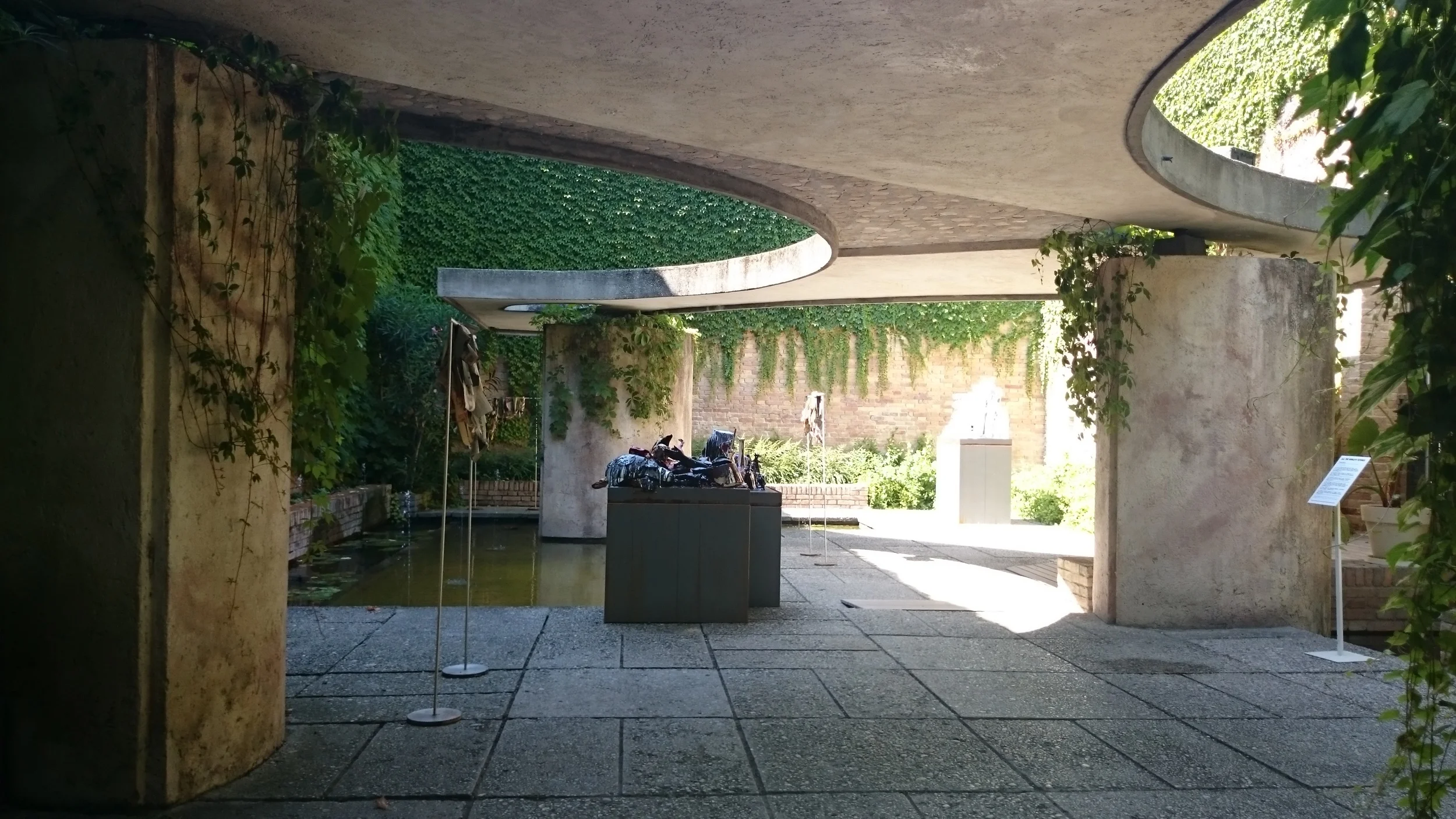 Carlos Scarpa sculpture