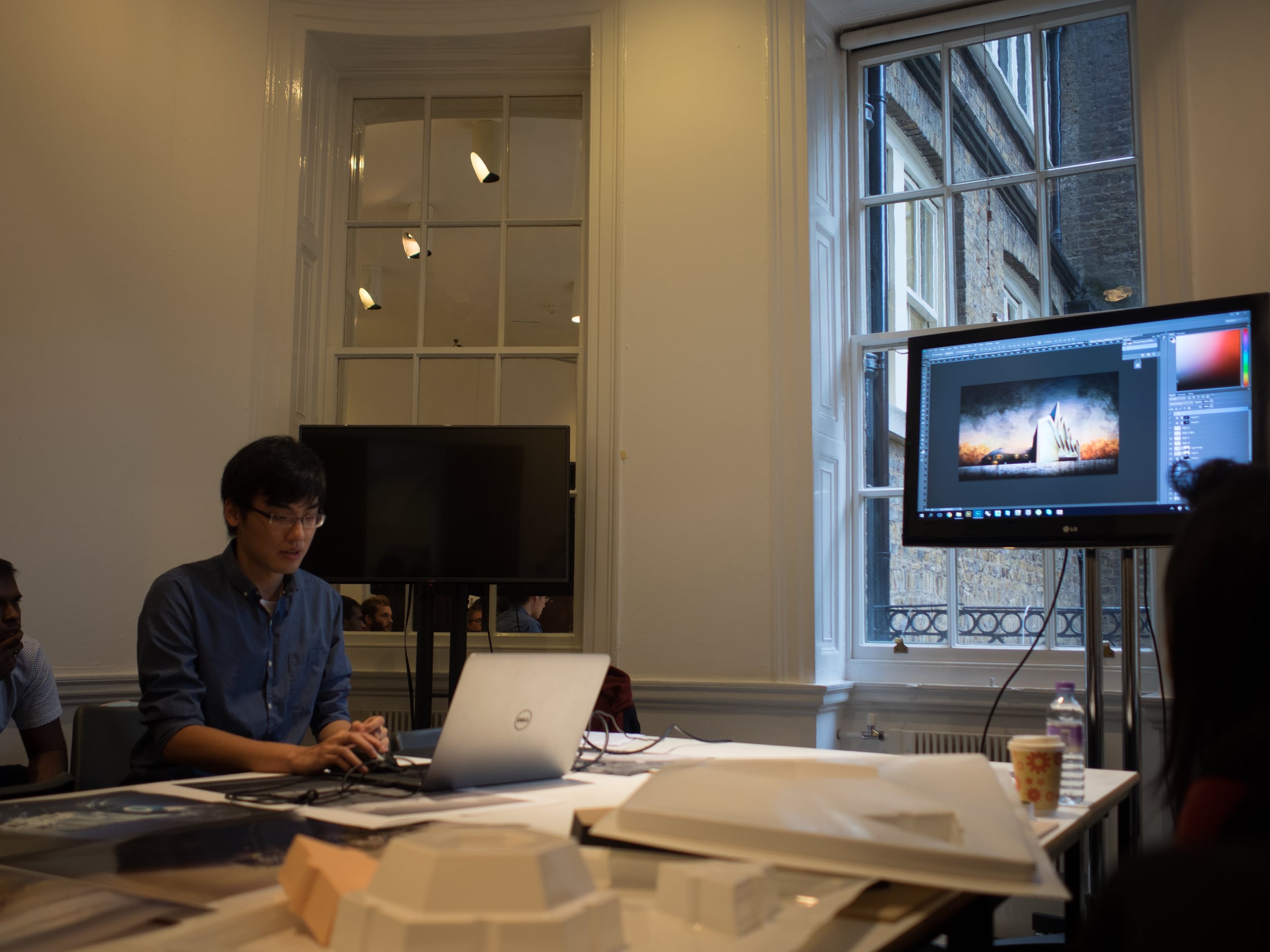 shiwei teaching a render class