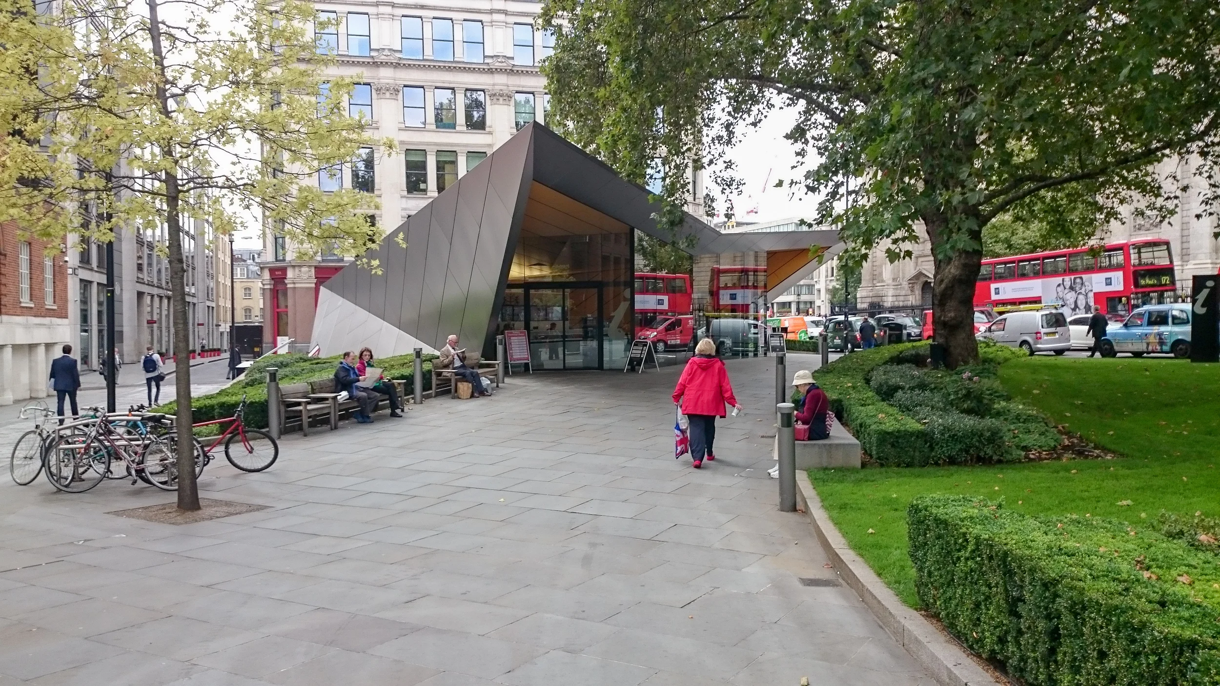St Pauls information Kiosk - Make Architects