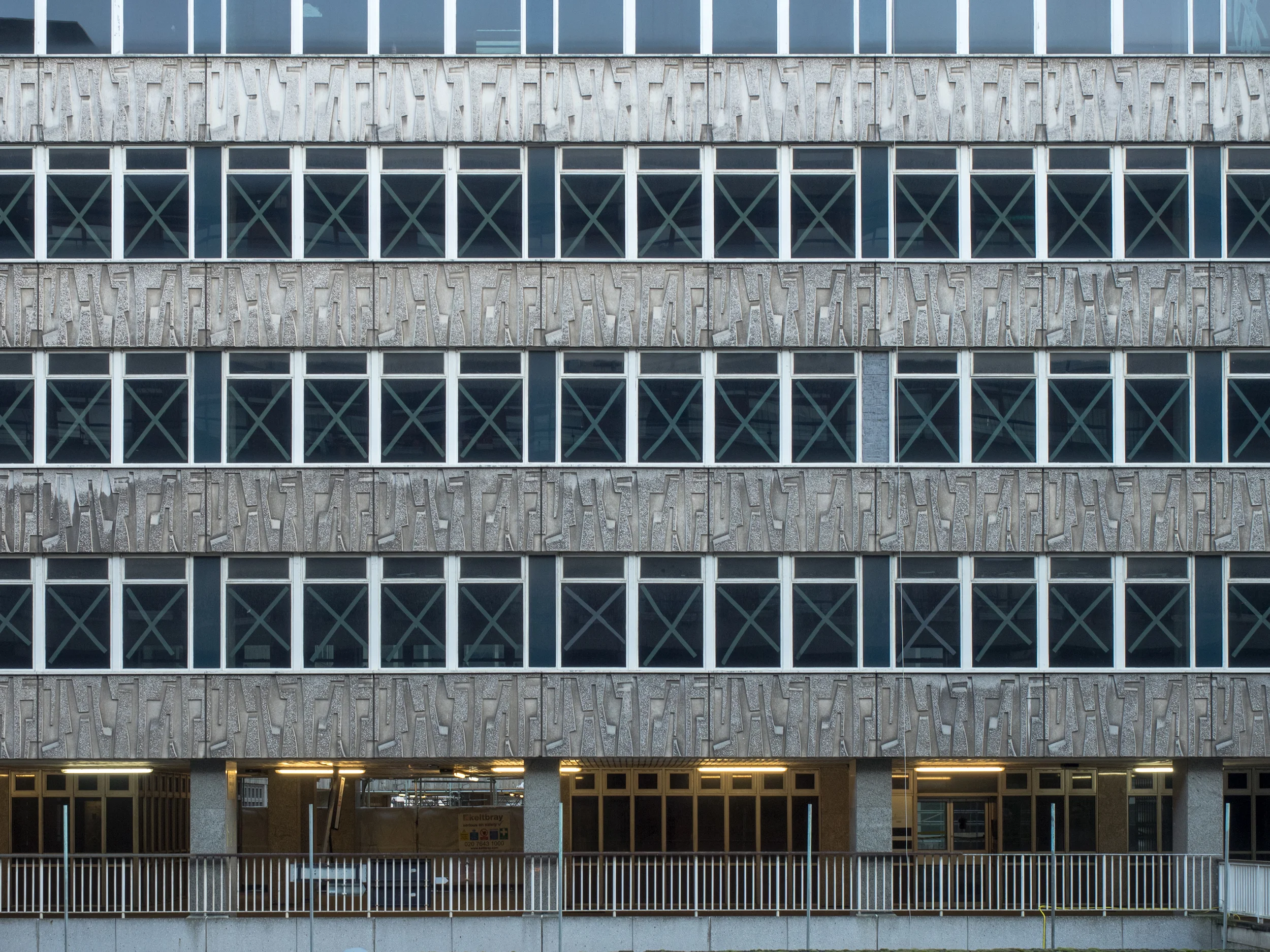 PC240449.jpg
