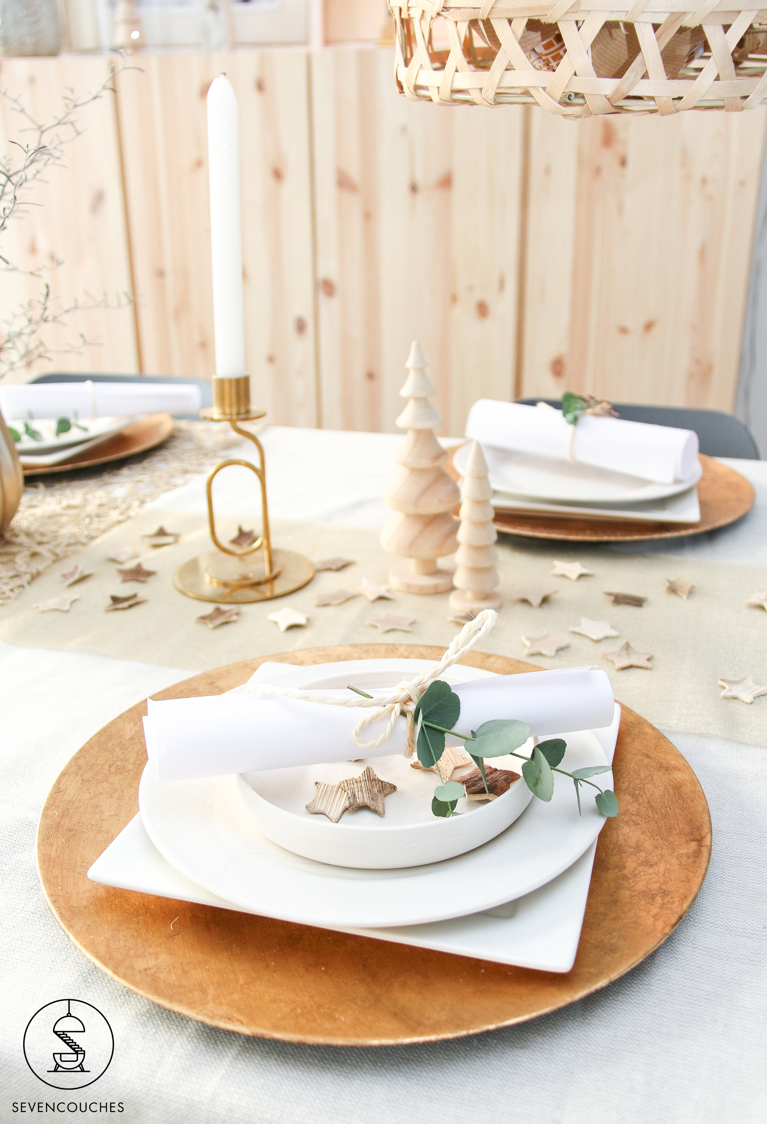 : Met deze kerstversiering krijgt je eettafel een feestelijke look — sevencouches