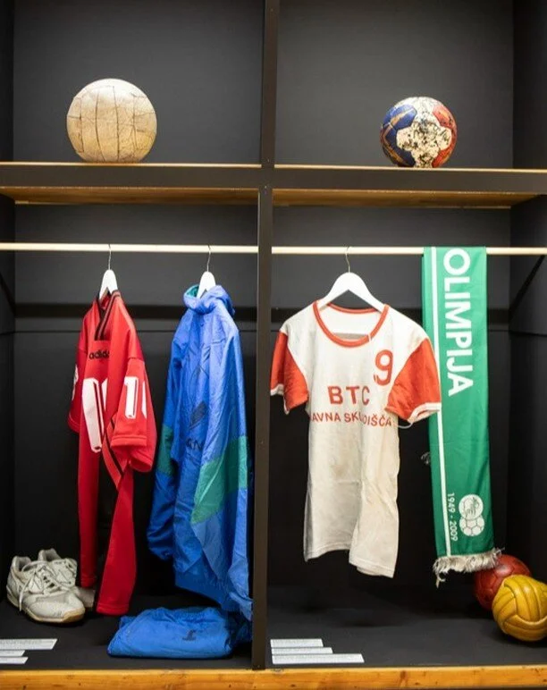 Prepare to dive into the thrilling world of Slovenian sports history at the exhibit premiere of &quot;Collecting, Researching, Reviving: Sports Heritage and the Sports Museum,&quot; at the Slovenian Museum and Archives. Organized by the esteemed Muze
