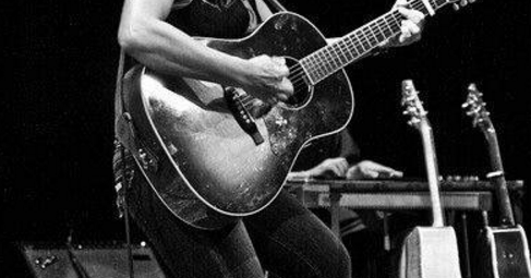 Tristan opens for Kate Redgate Band in Portsmouth