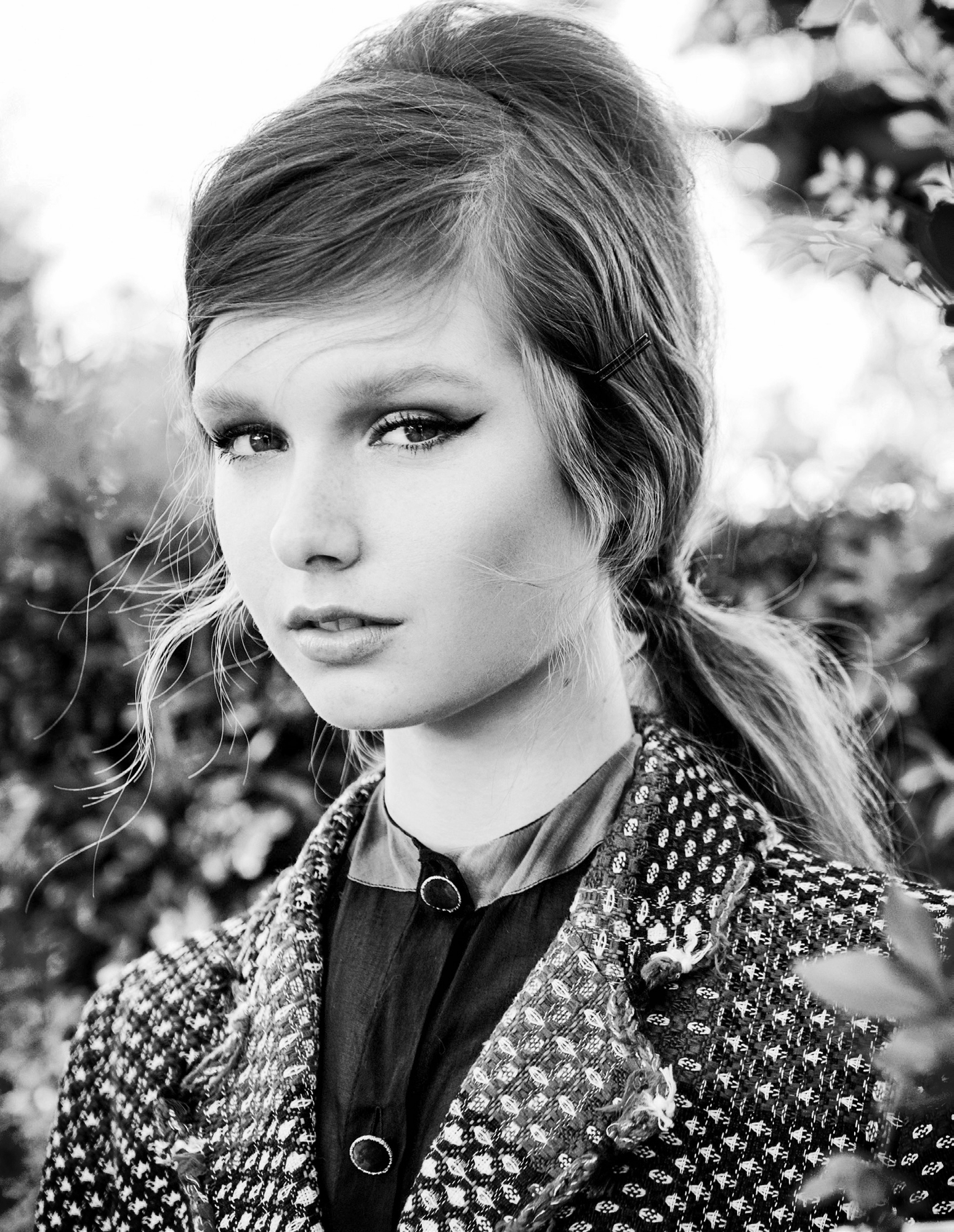 D.M_ELLE_15-05_GIRL-NEXT-DOOR_13.jpg