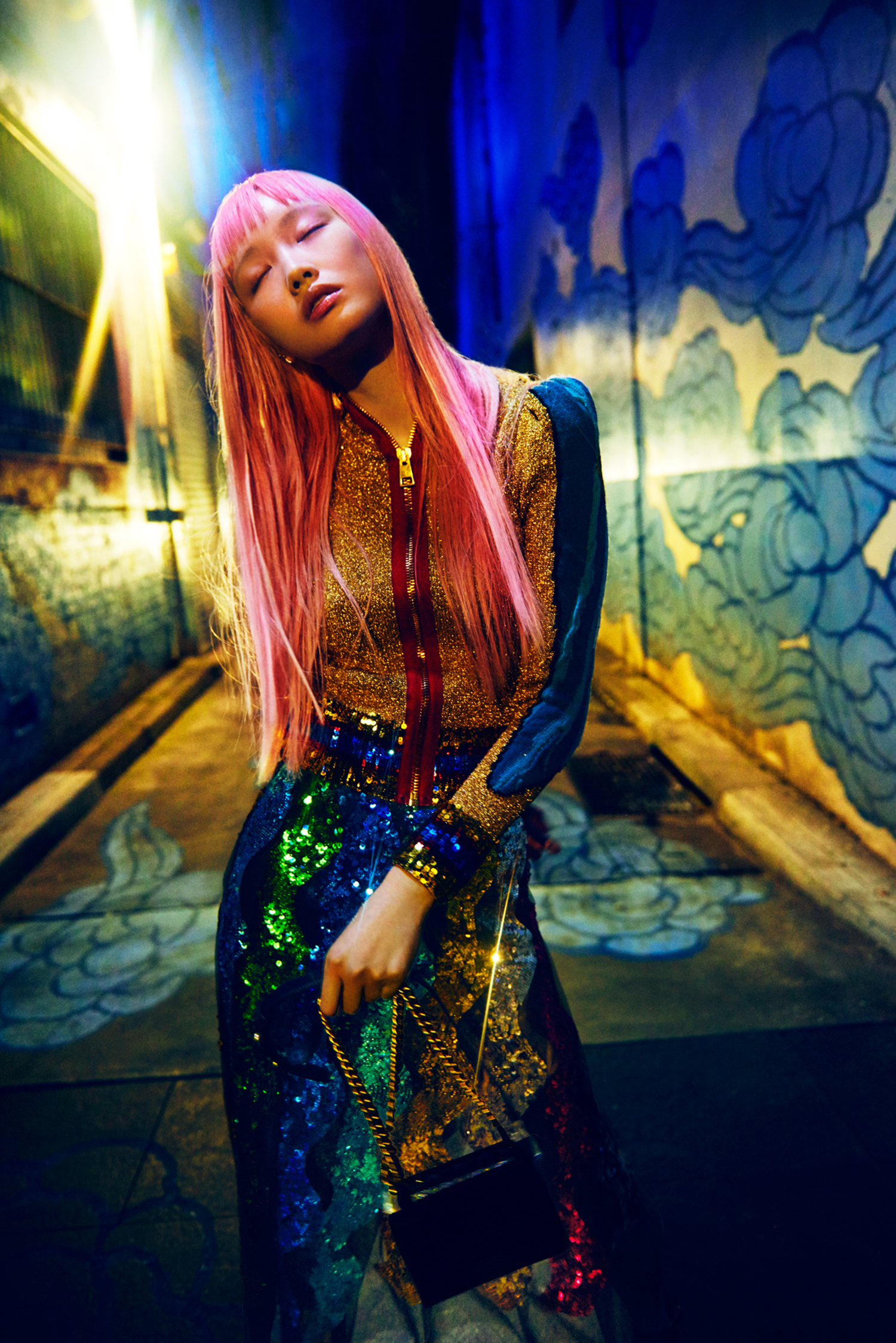 DM_GRAZIA-16-09_NEON-HEART_03.jpg