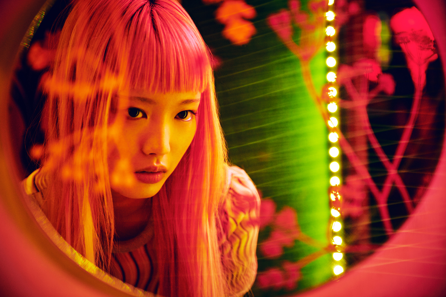 DM_GRAZIA-16-09_NEON-HEART_09.jpg