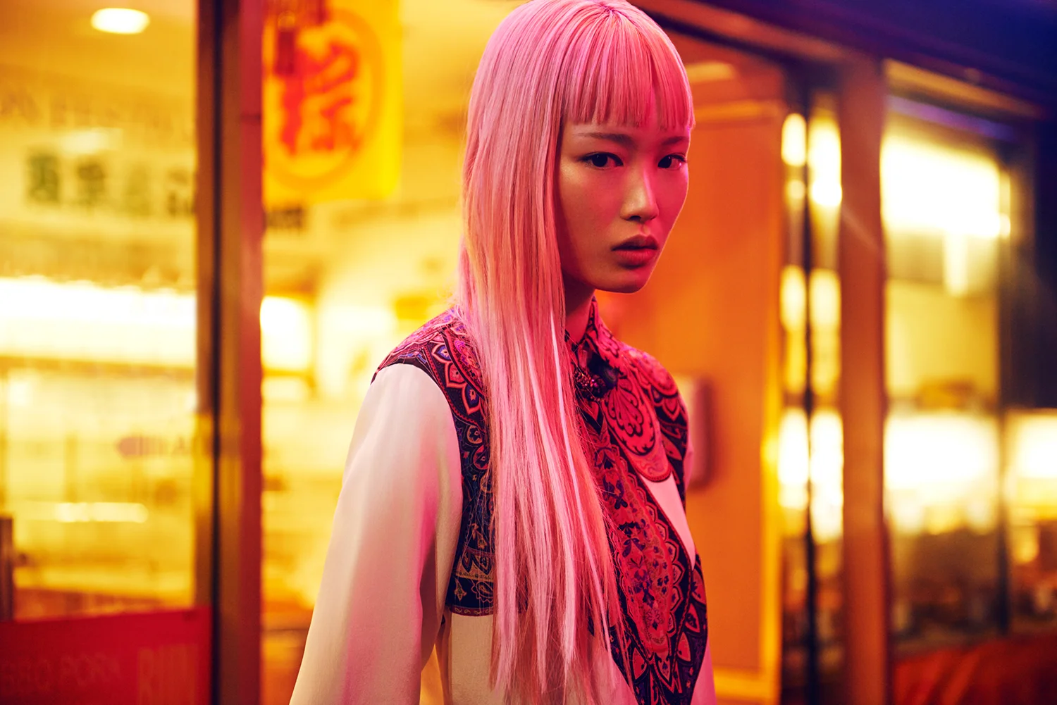 DM_GRAZIA-16-09_NEON-HEART_12.jpg