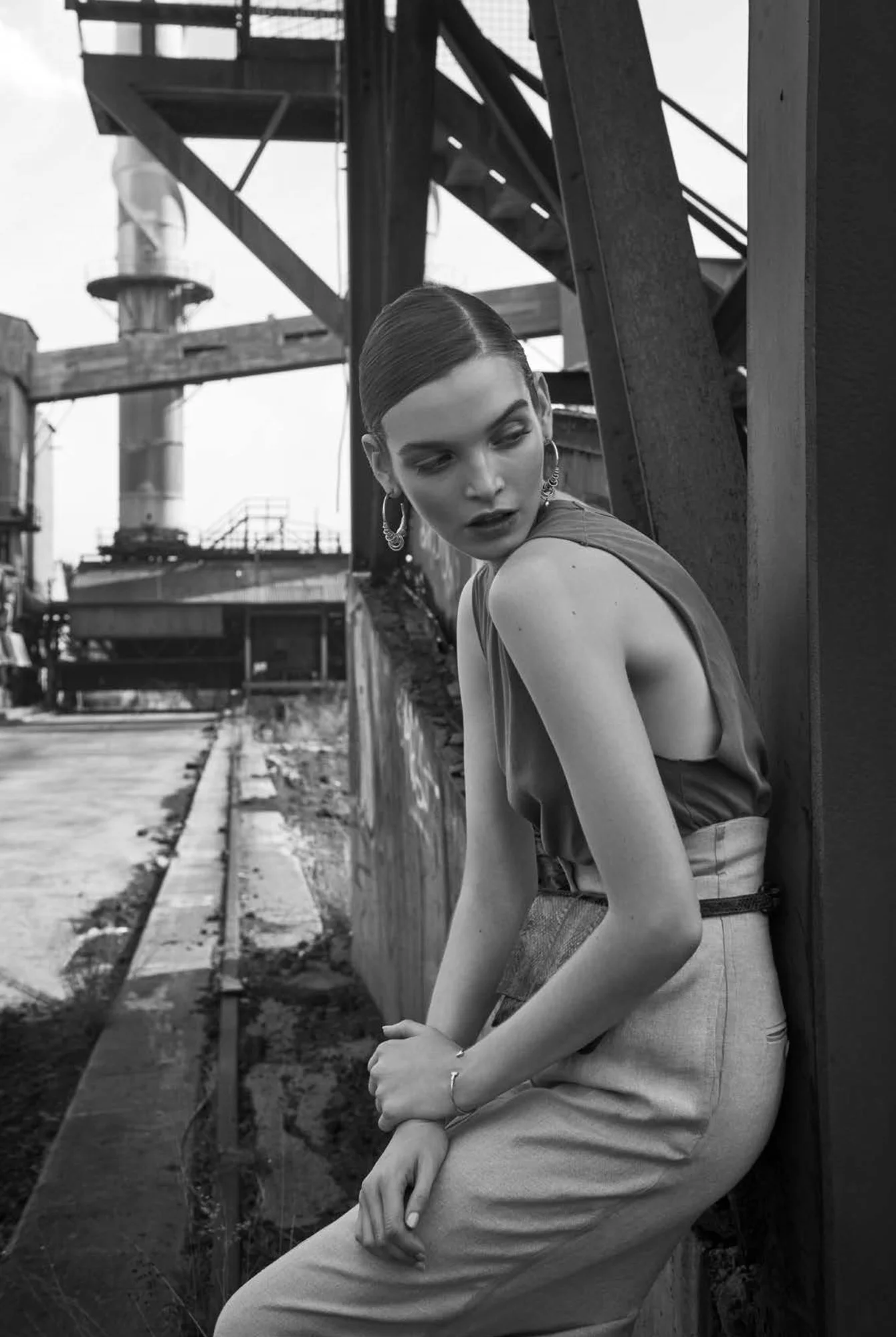DM_ELLE_17-03_URBAN-LEGEND_09.jpg