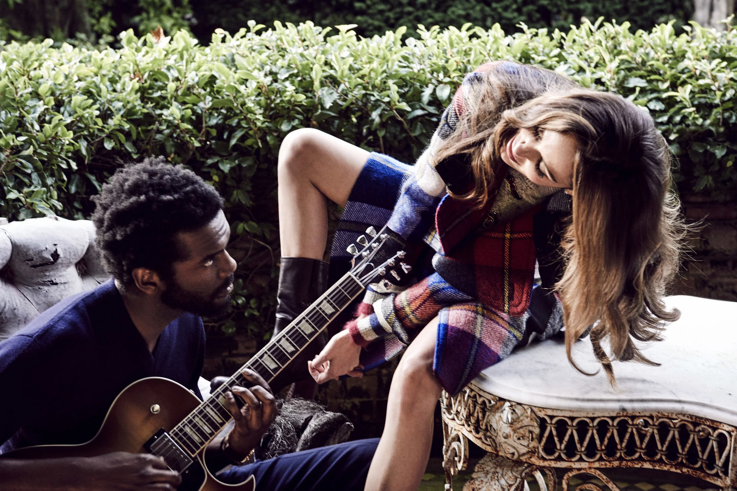 D.M_HARPER'S-BAZAAR_15-08_LOVE-STORY_11.jpg