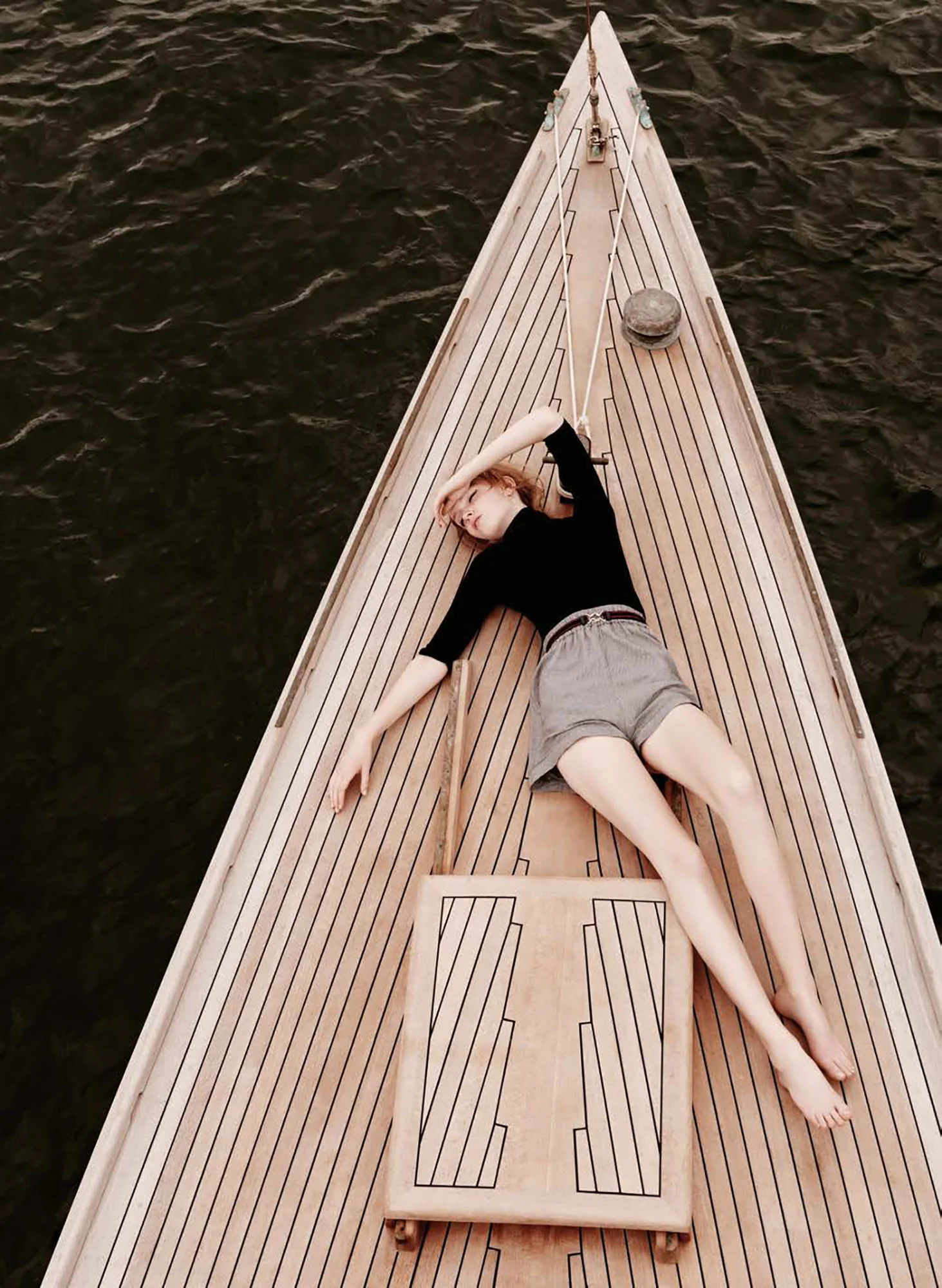 DM_MARIE-CLAIRE_17-06_SWEPT-AWAY_02.jpg