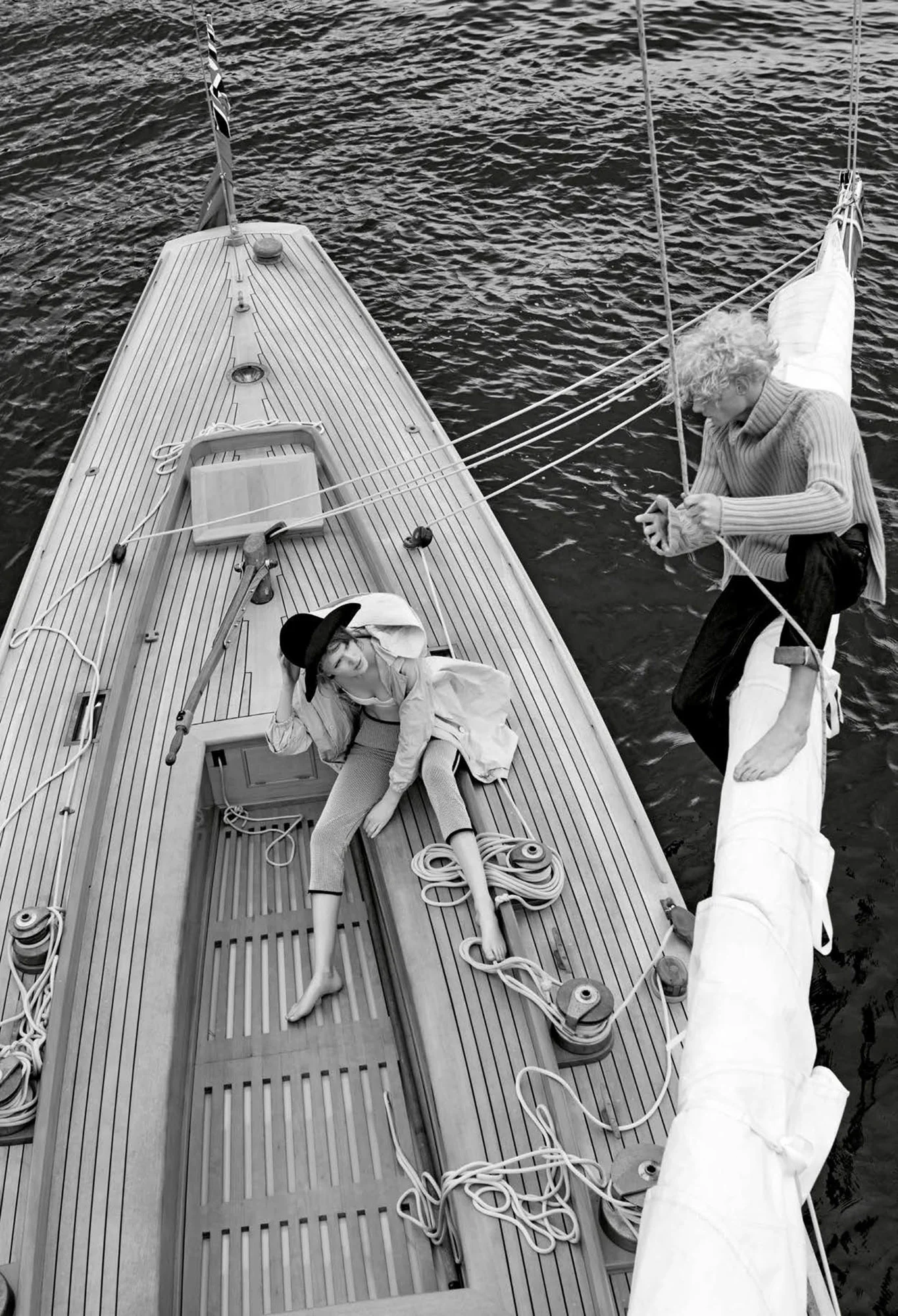 DM_MARIE-CLAIRE_17-06_SWEPT-AWAY_09.jpg