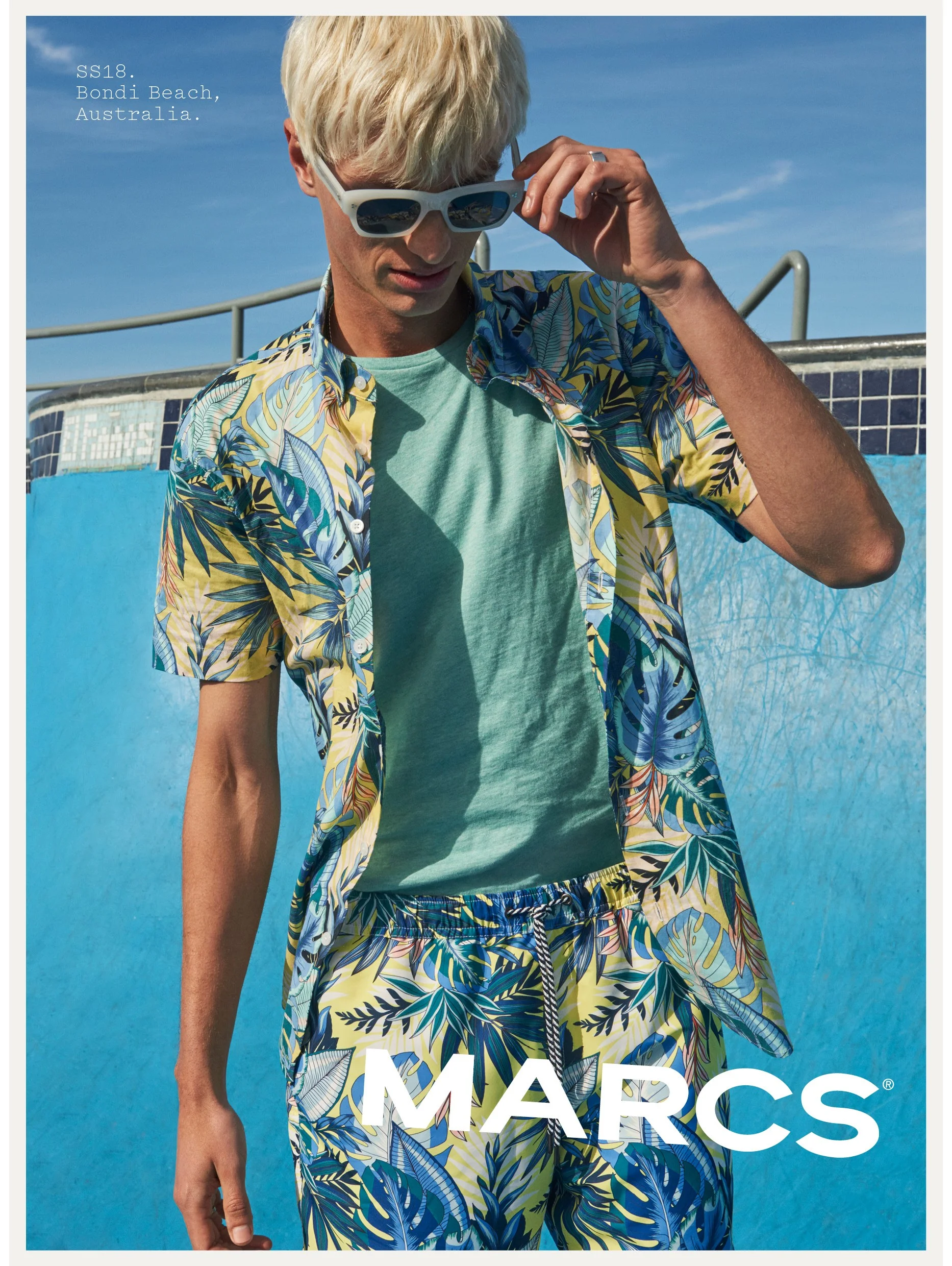 DM_MARCS-SS18_SS18_LIFE-IN-REFRACTION_02.jpg