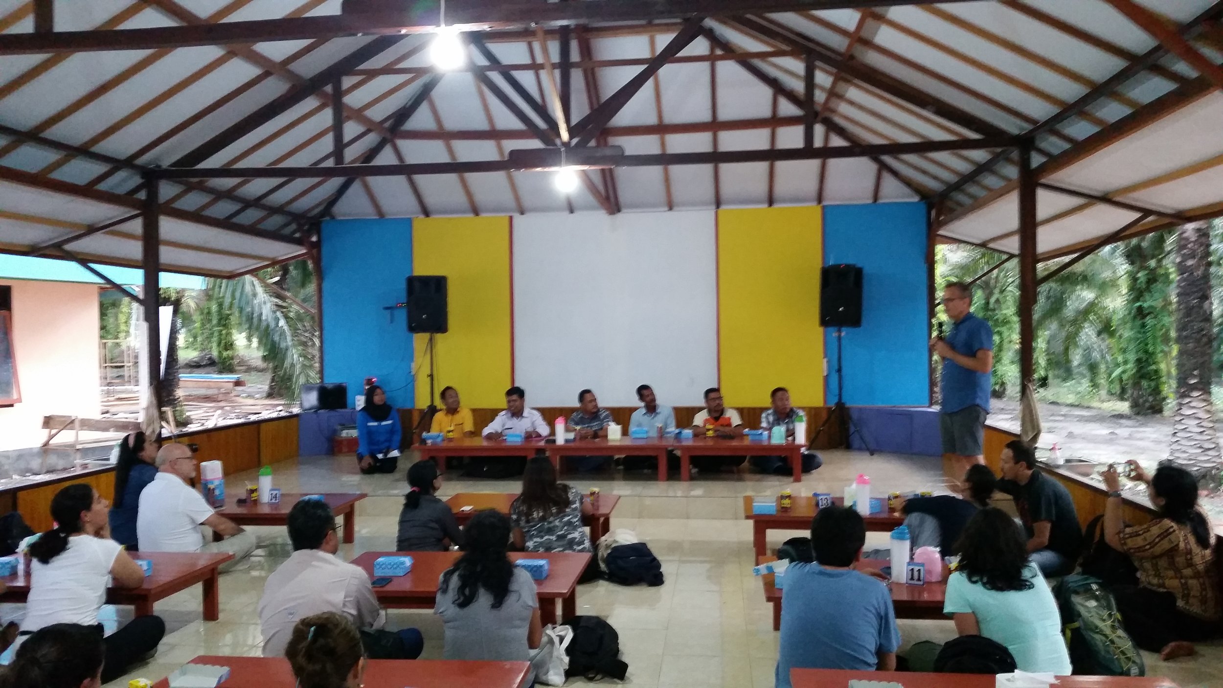 Smallholder farmers in Pangkalan III village, the first to receive certification from the Roundtable on Sustainable Palm Oil (RSPO).