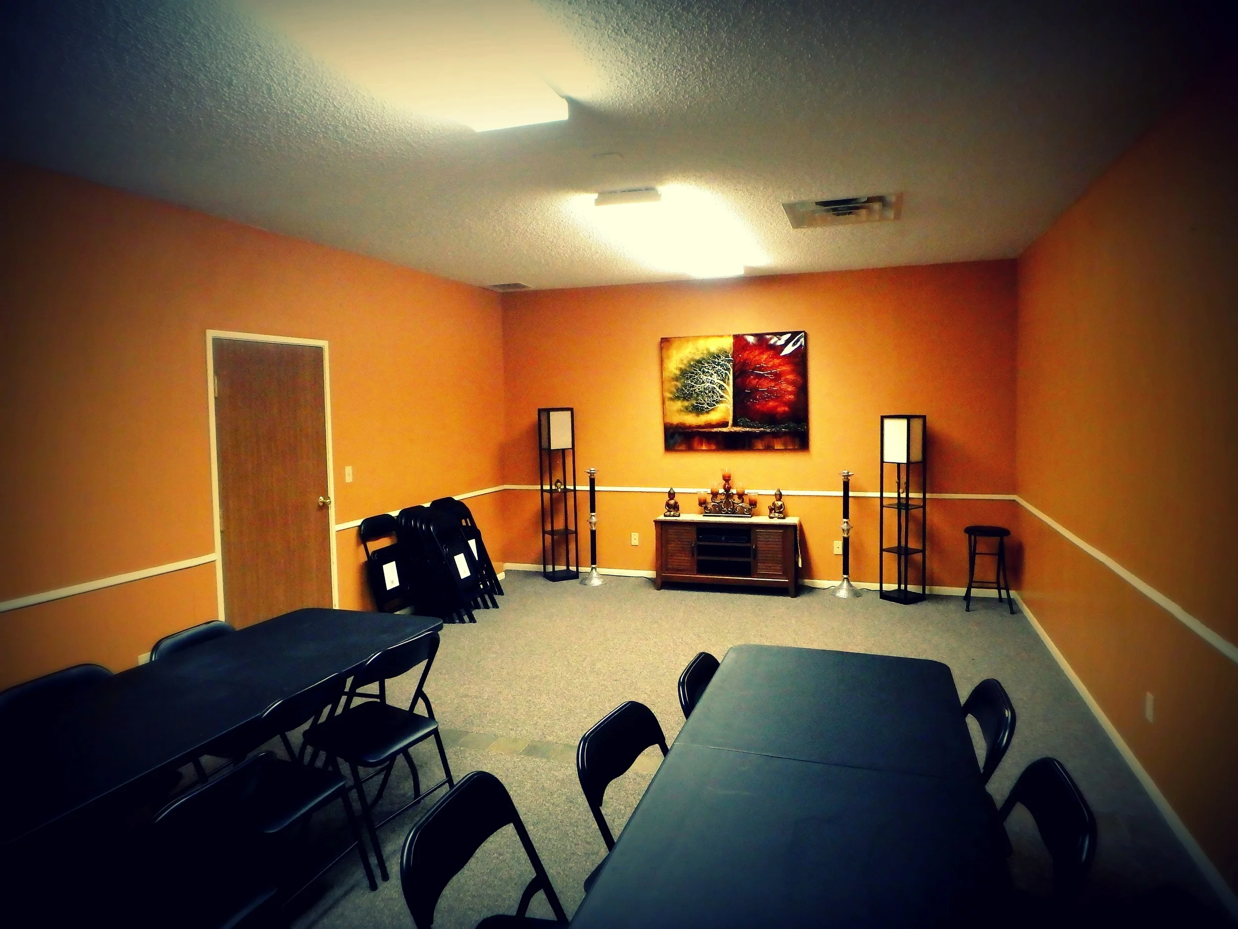 I'm so excited to have access to this beautiful space to offer various workshops, teach yoga classes and chant at healing rituals <3  It all begins in February!