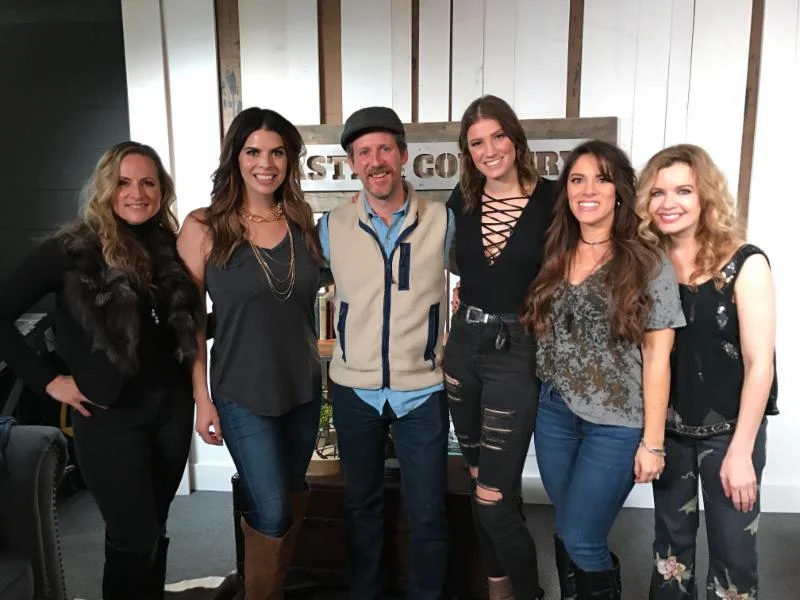 Pictured at the Facebook Live reveal in the Taste of Country studios are (l. to r.): Farewell Angelina's Nicole Witt and Lauren Lucas, Taste of Country's Billy Dukes and Ania Hammar, and Farewell Angelina's Lisa Torres and Andrea Young.