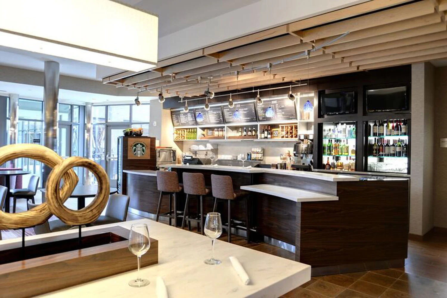 courtyard-marriott-bistro.jpg