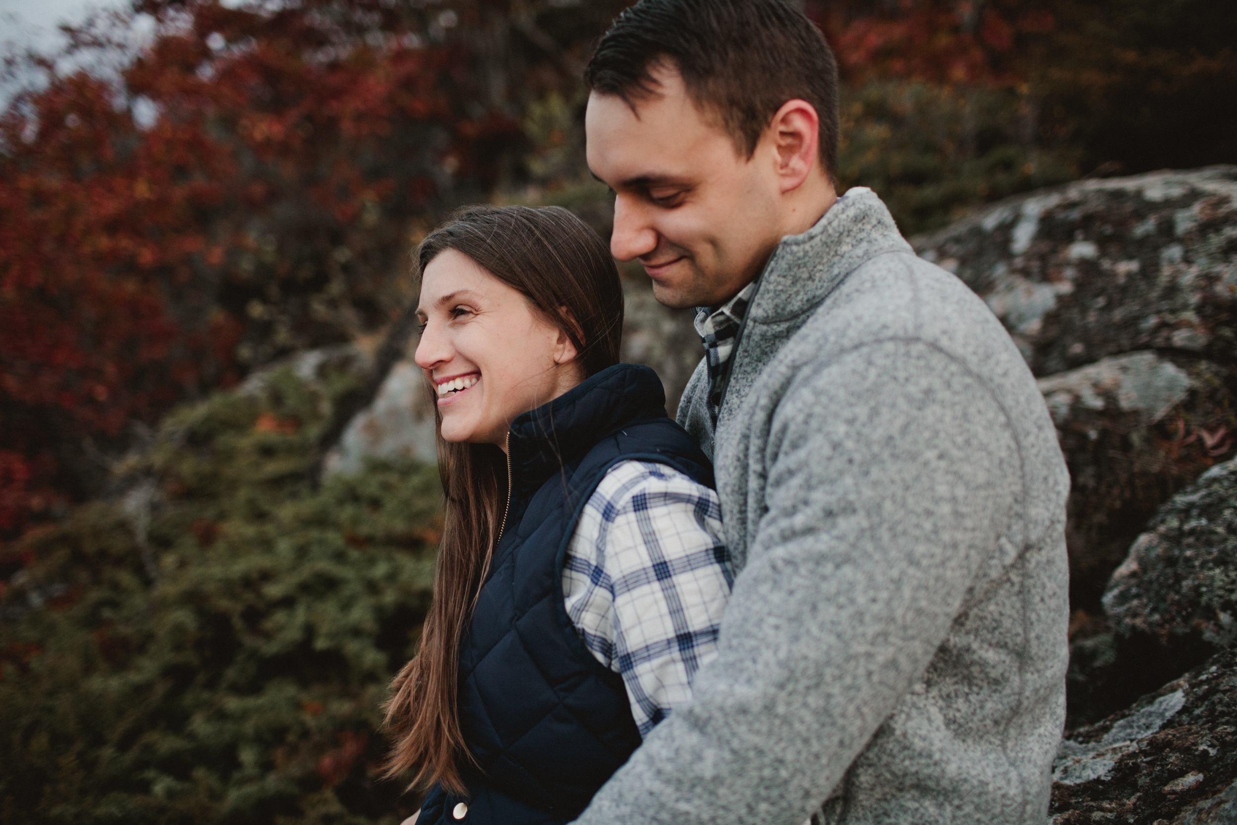 Camden-Hills-Engagement-Photos-23.jpg