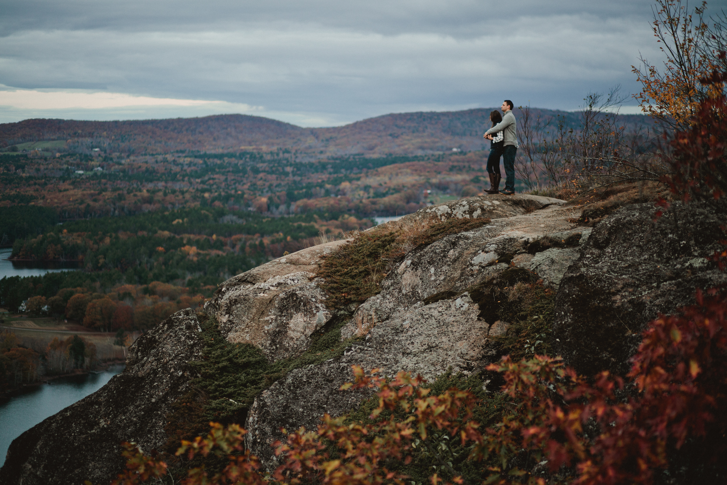 Camden-Hills-Engagement-Photos-30.jpg