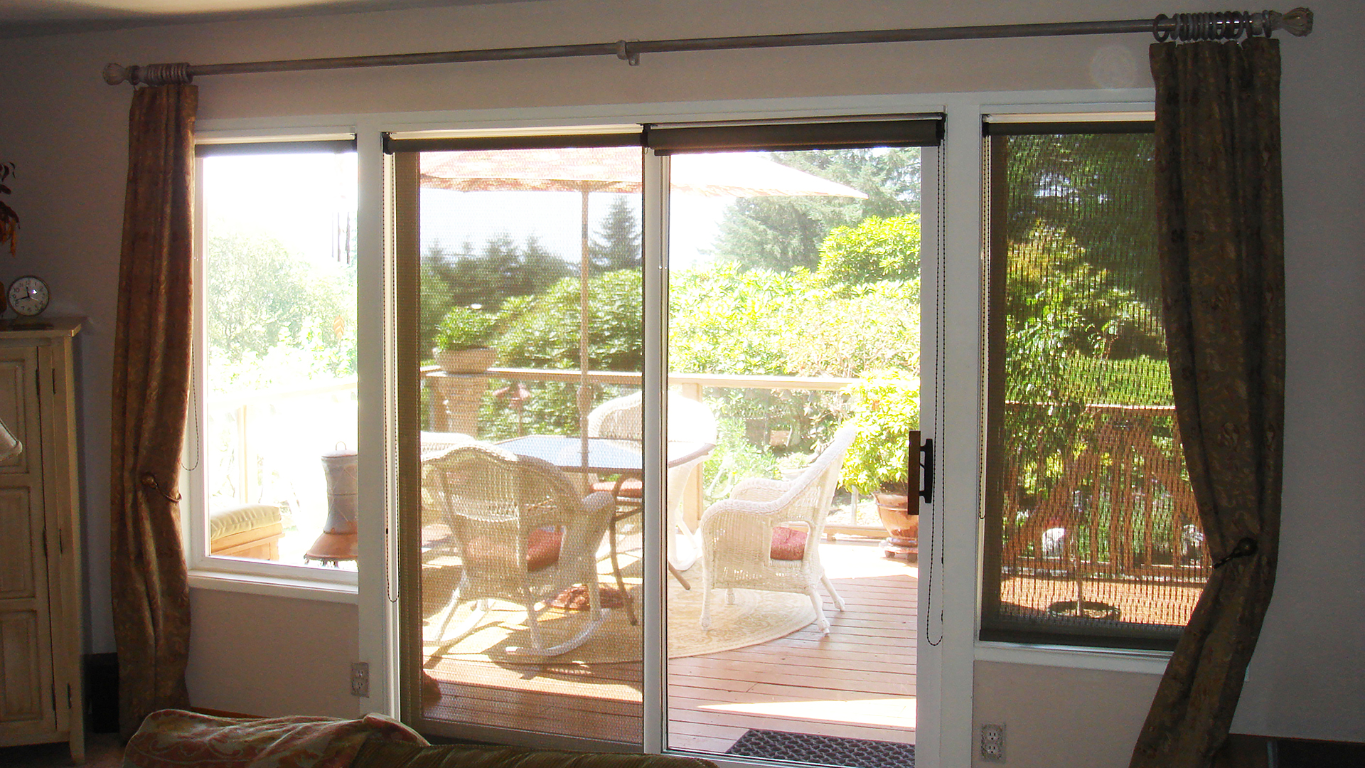 Sunscreen Solar Roller shades HD.jpg