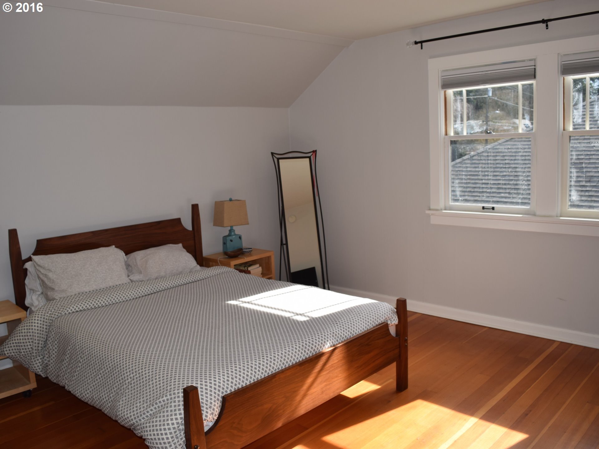 bedroom2-1.jpeg