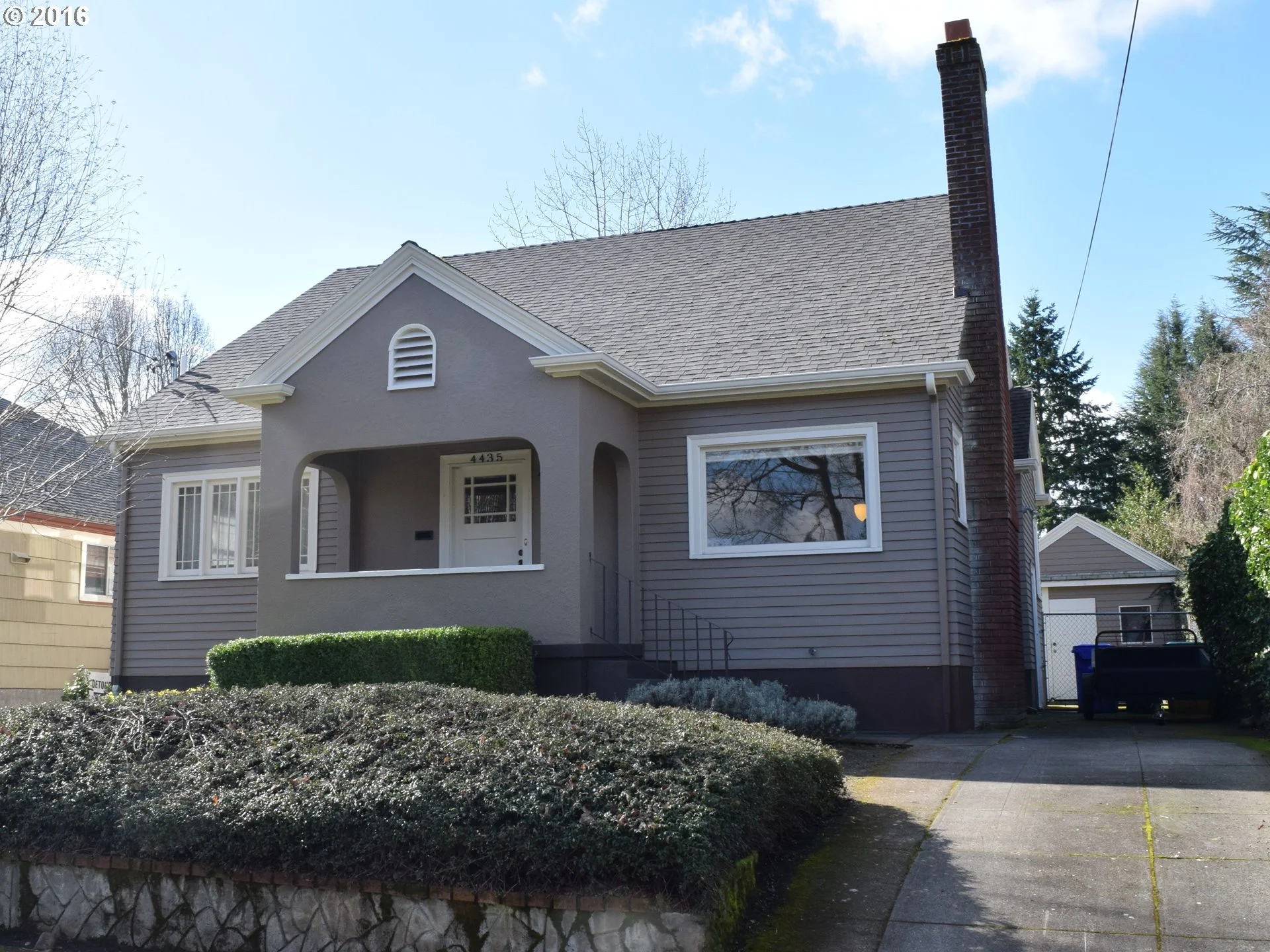 Wilshire Park Bungalow
