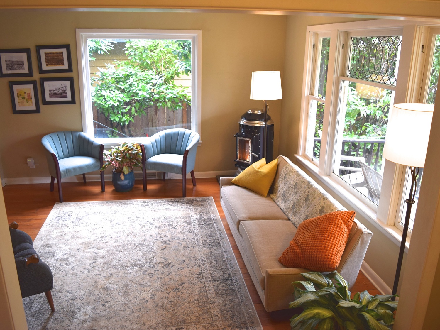 03_living_room.jpg