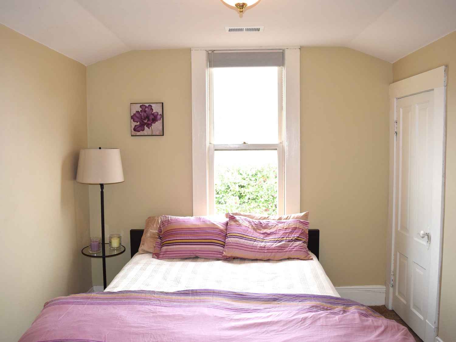 18_bedroom_2.jpg