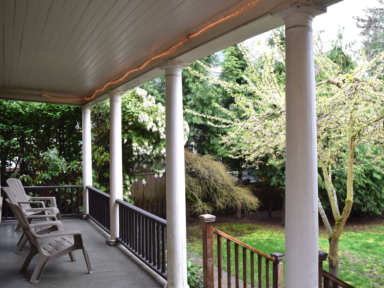 21_porch_1.jpg