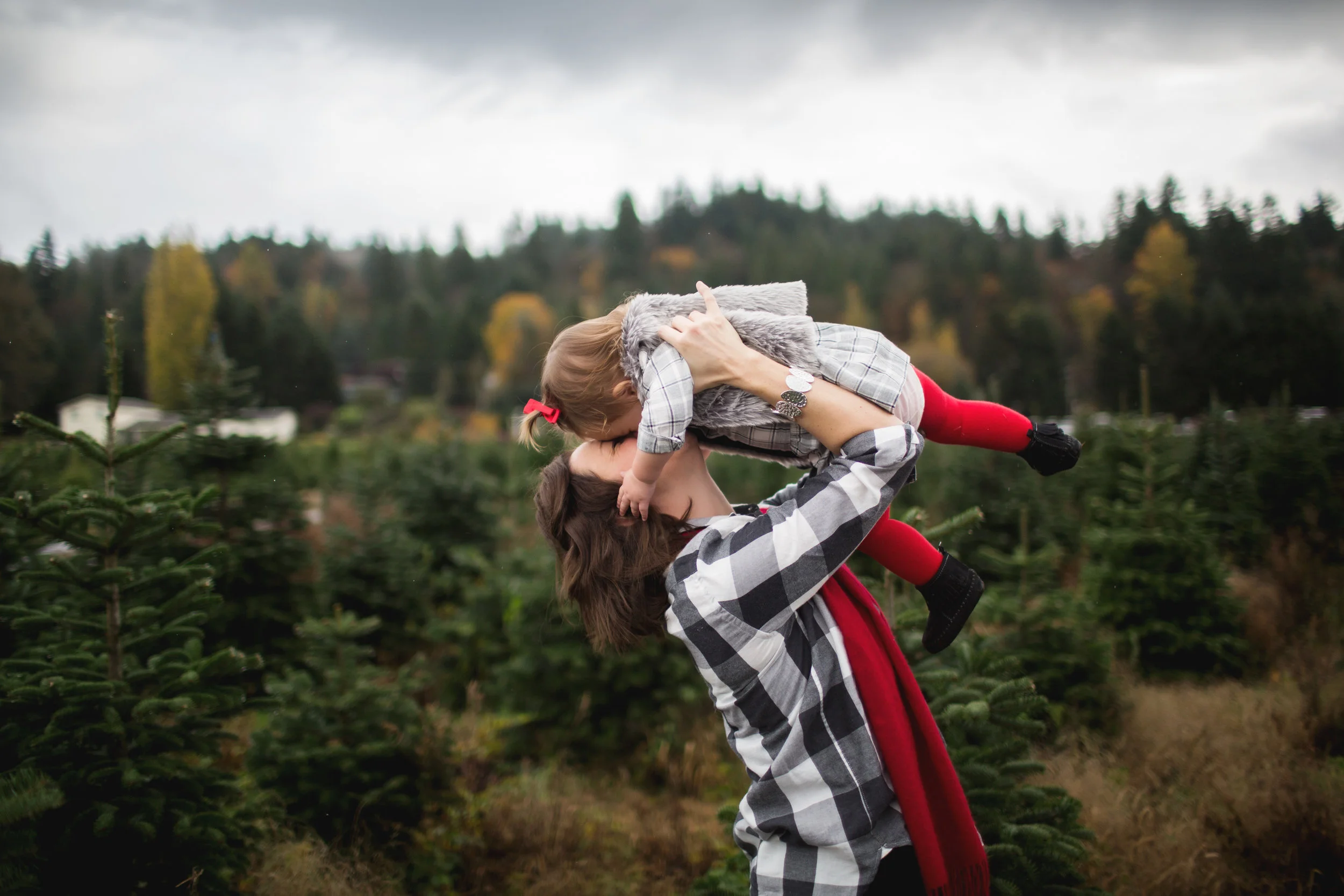 What To Wear To Your Family Photography Session | Seattle Family Photographer