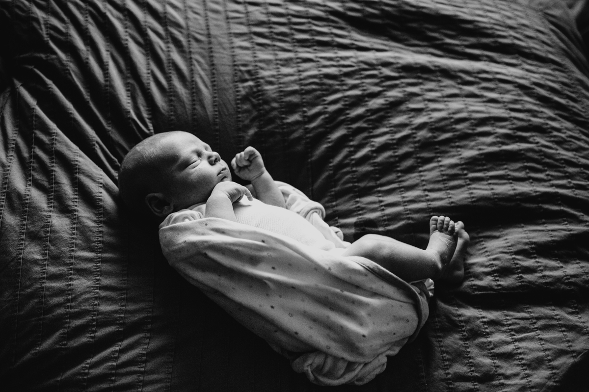 elena blair seattle newborn photography baby daniel and family at home black and white