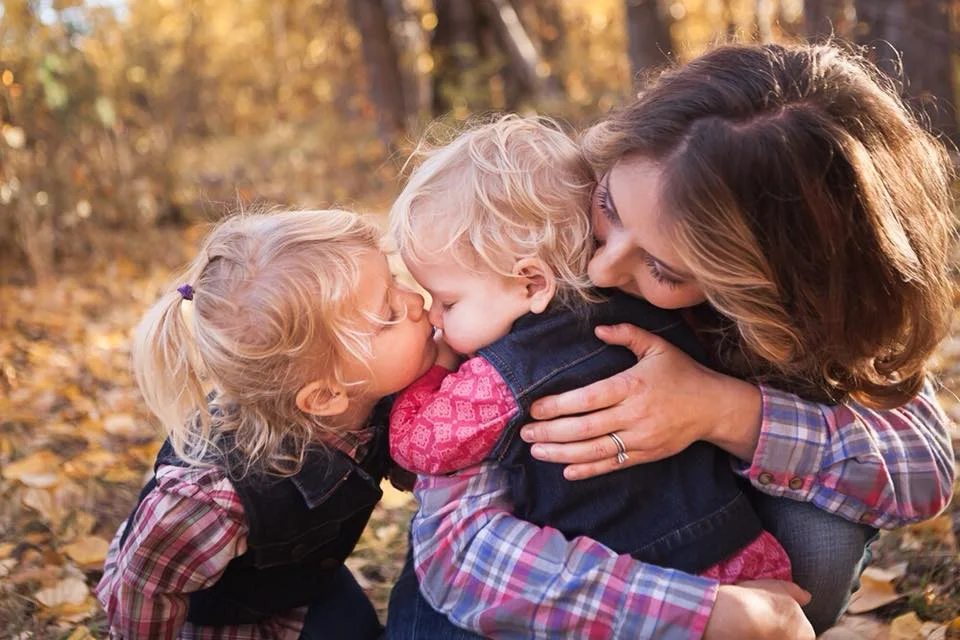 elena s blair photography presents going beyond the pose family lifestyle posing hailey haberman