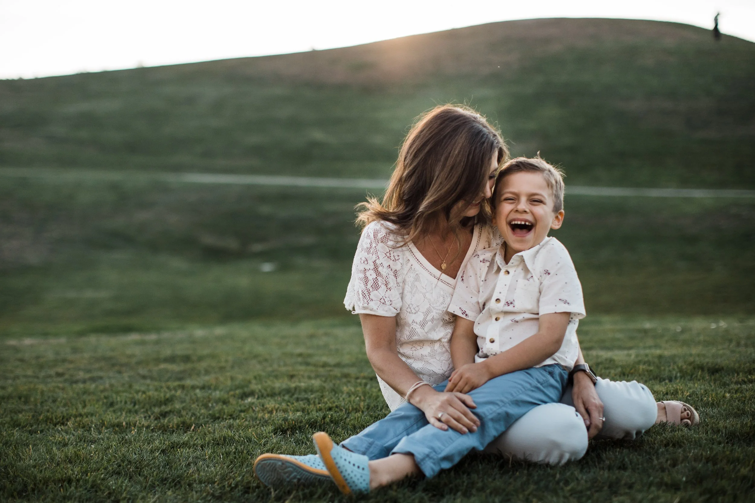 Seattle family photography, Gas Works Park, Seattle skyline view, Lake Union, Space Needle backdrop, lifestyle family session.