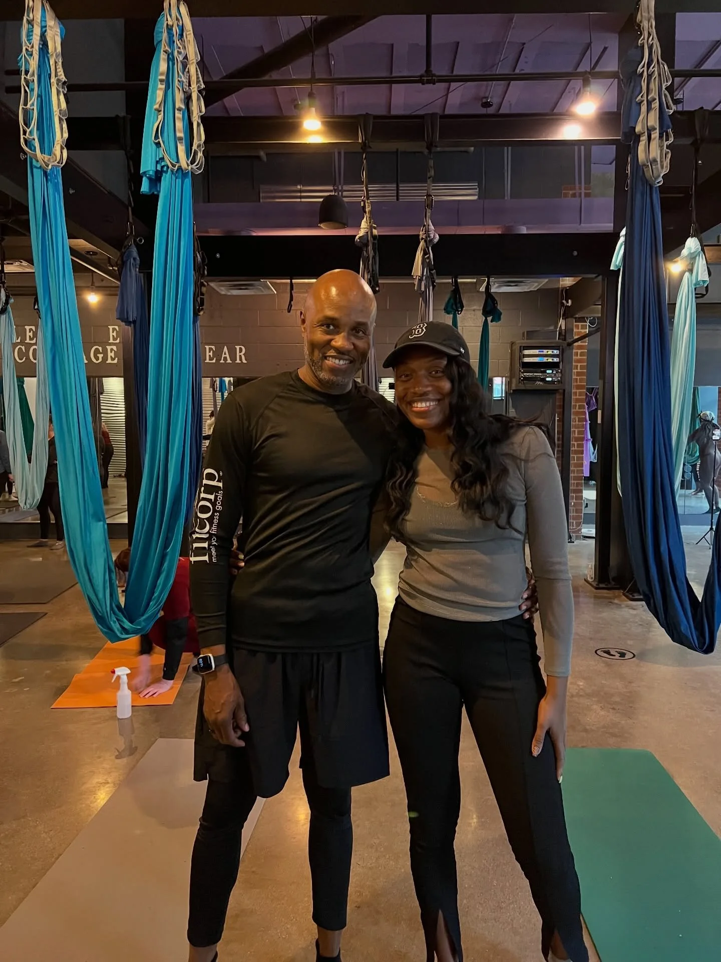 Love is in the AIR💜 couples who fly together #staytogether JOIN US NOW @swetstudio 

#yogaboston