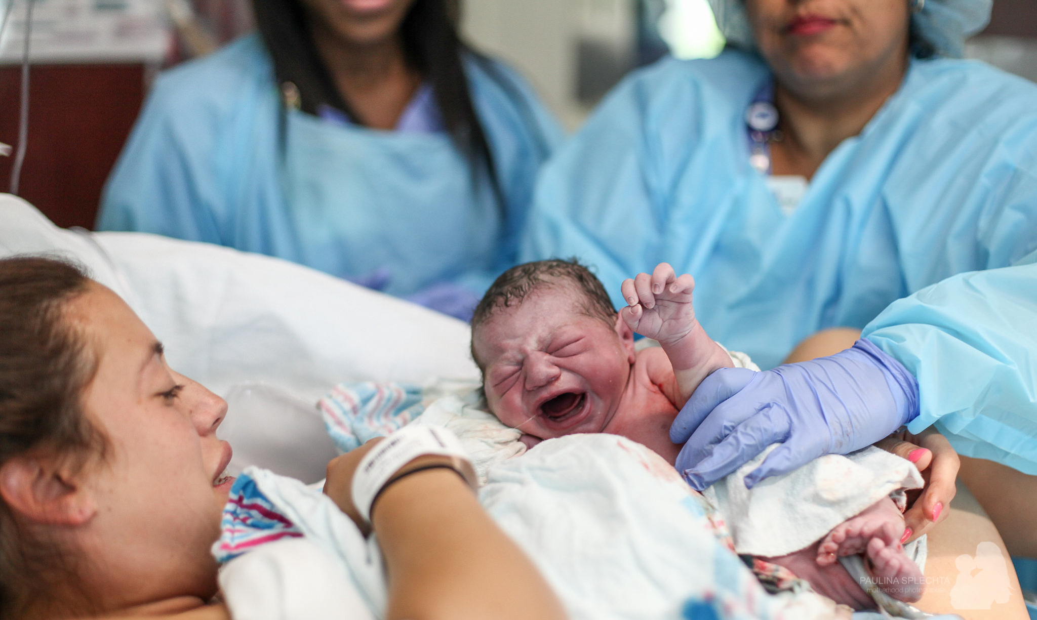 birth-center-hospital-photographer-photography-breastfeeding-south-florida-boca-regional-delray-palms-hollywood-pumping-water-natural-family-newborn-22.jpg