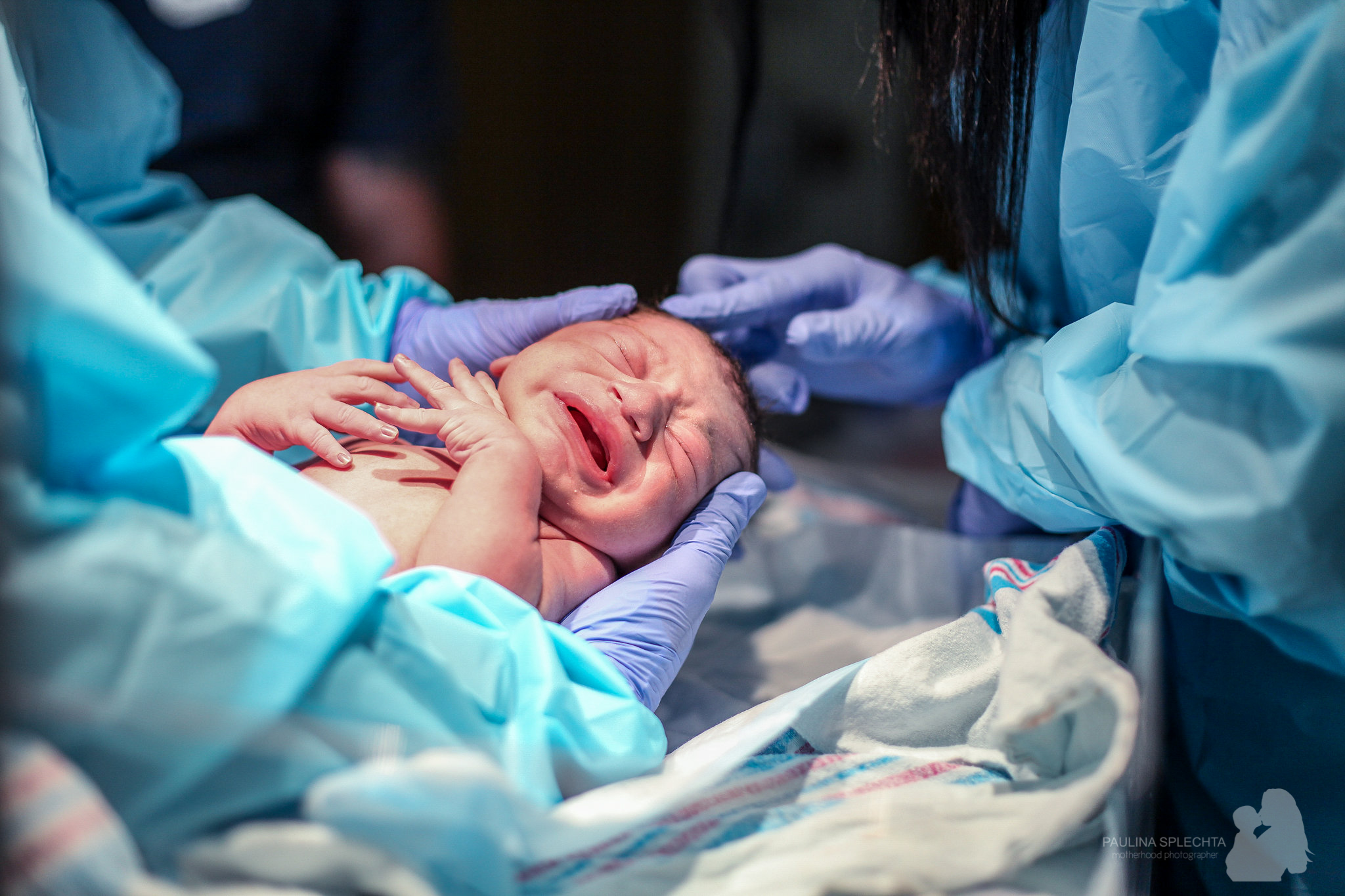 birth-center-hospital-photographer-photography-breastfeeding-south-florida-boca-regional-delray-palms-hollywood-pumping-water-natural-family-newborn-26.jpg